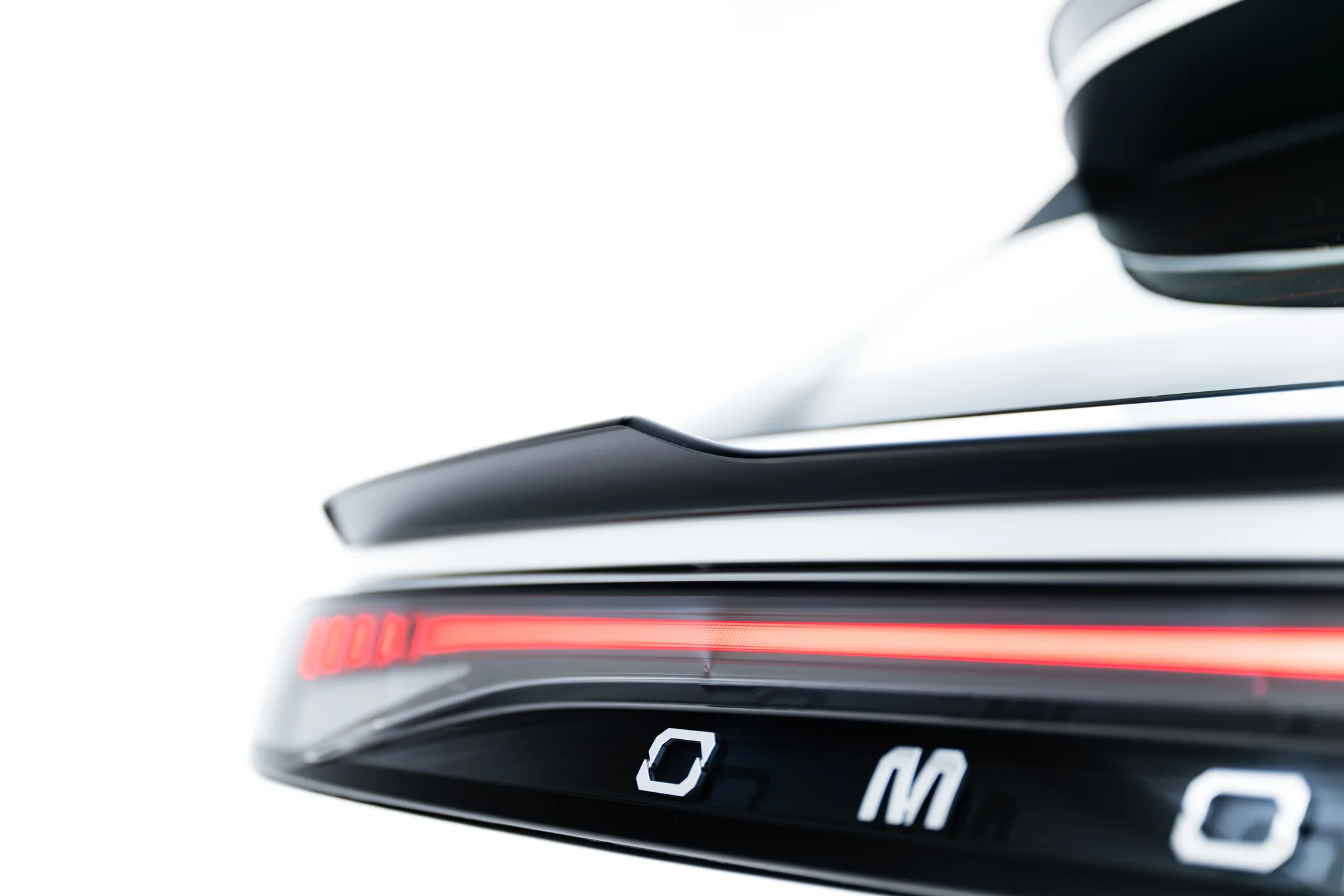 BOTTOM SPOILER CAP SUITABLE FOR OMODA 9 MK1 – MAXTON DESIGN