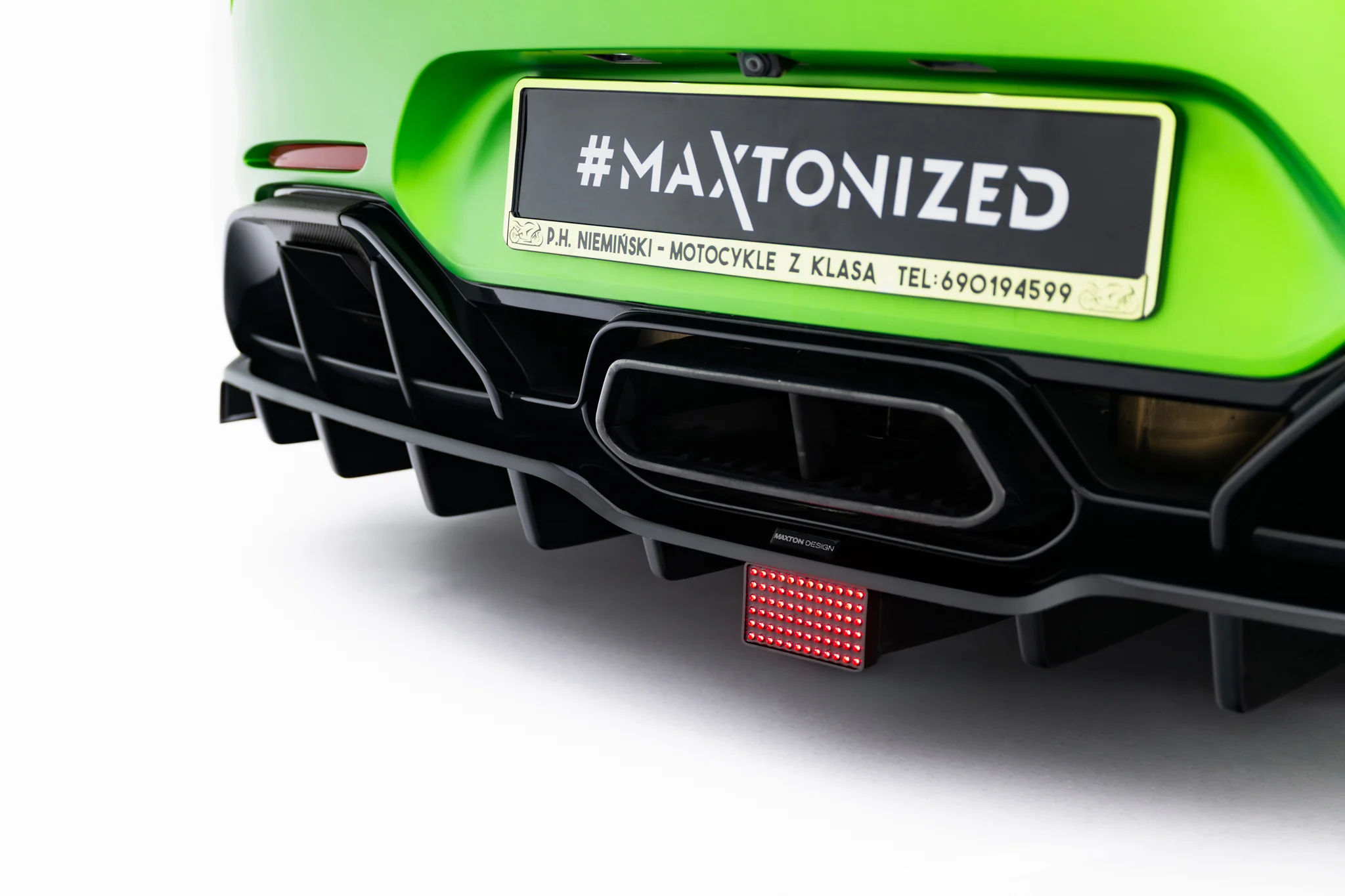 REAR SPLITTER (WITH VERTICAL BARS) + LED SUITABLE FOR MERCEDES-AMG GT R C190 FACELIFT – MAXTON DESIGN - 5
