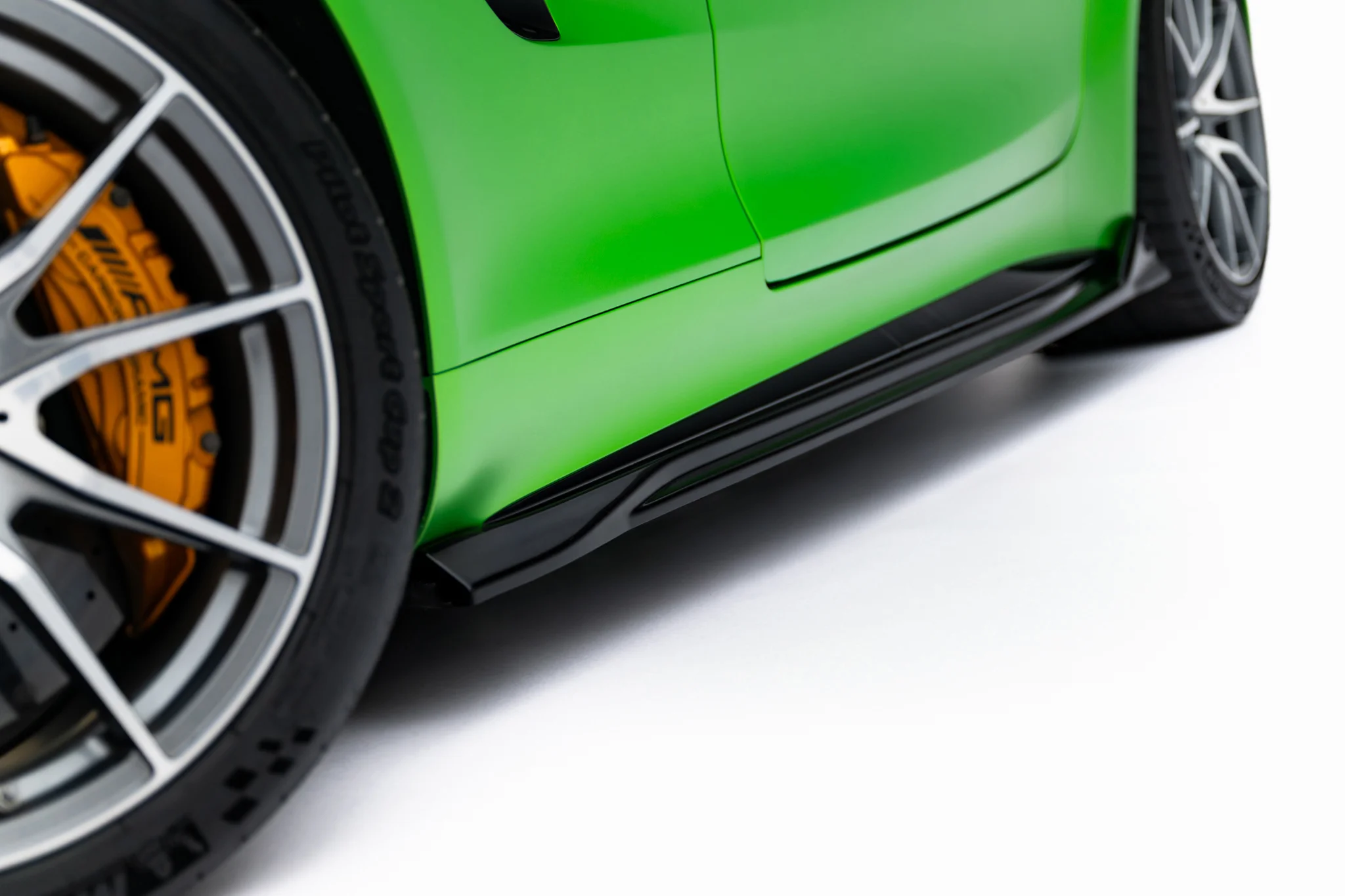SIDE SKIRTS DIFFUSERS SUITABLE FOR MERCEDES-AMG GT R C190 FACELIFT – MAXTON DESIGN - 4