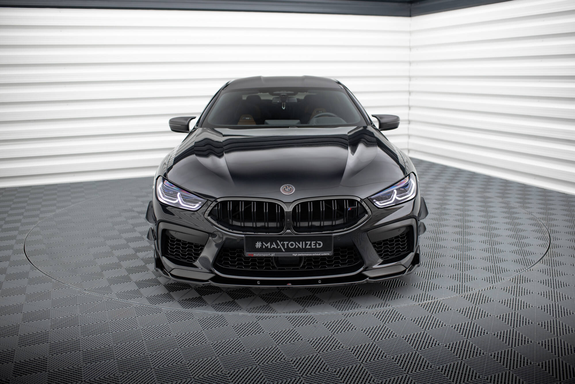 Front Splitter V.1 + Flaps BMW M8 Gran Coupe F93 / Coupe F92 - 2