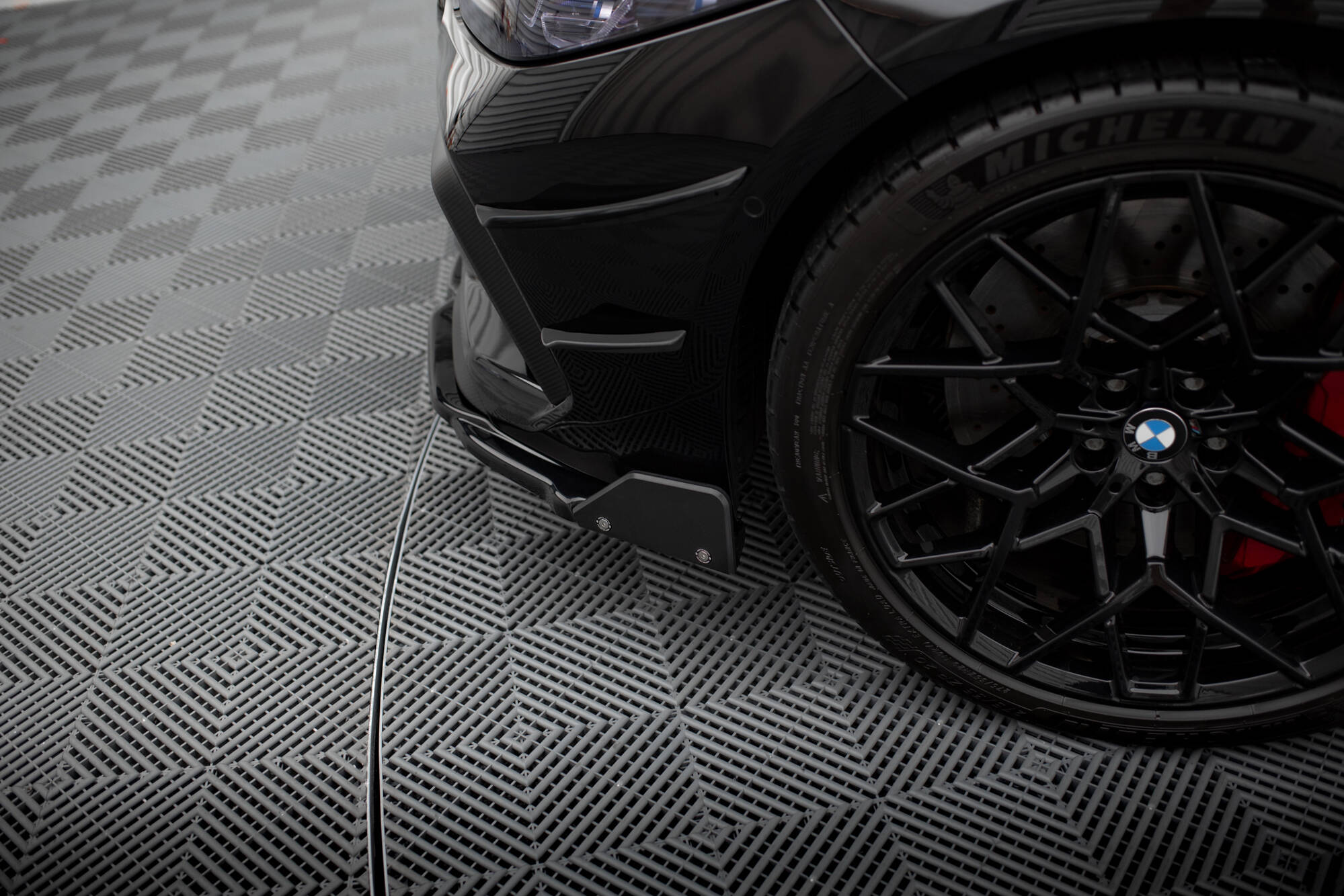 Front Splitter V.1 + Flaps BMW M8 Gran Coupe F93 / Coupe F92 - 6