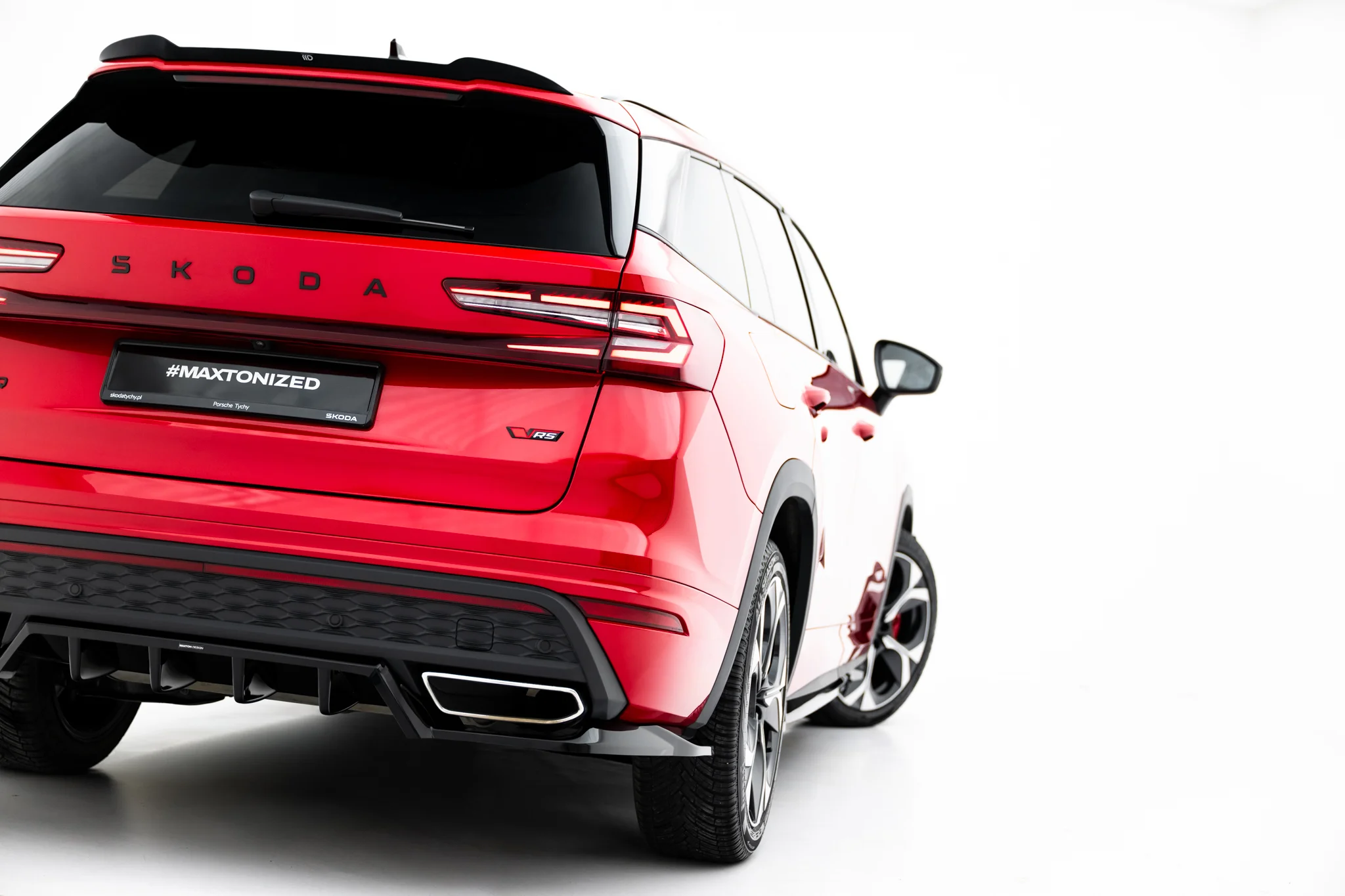 REAR SPLITTER (WITH VERTICAL BARS) SUITABLE FOR SKODA KODIAQ RS MK2 – MAXTON DESIGN - 8