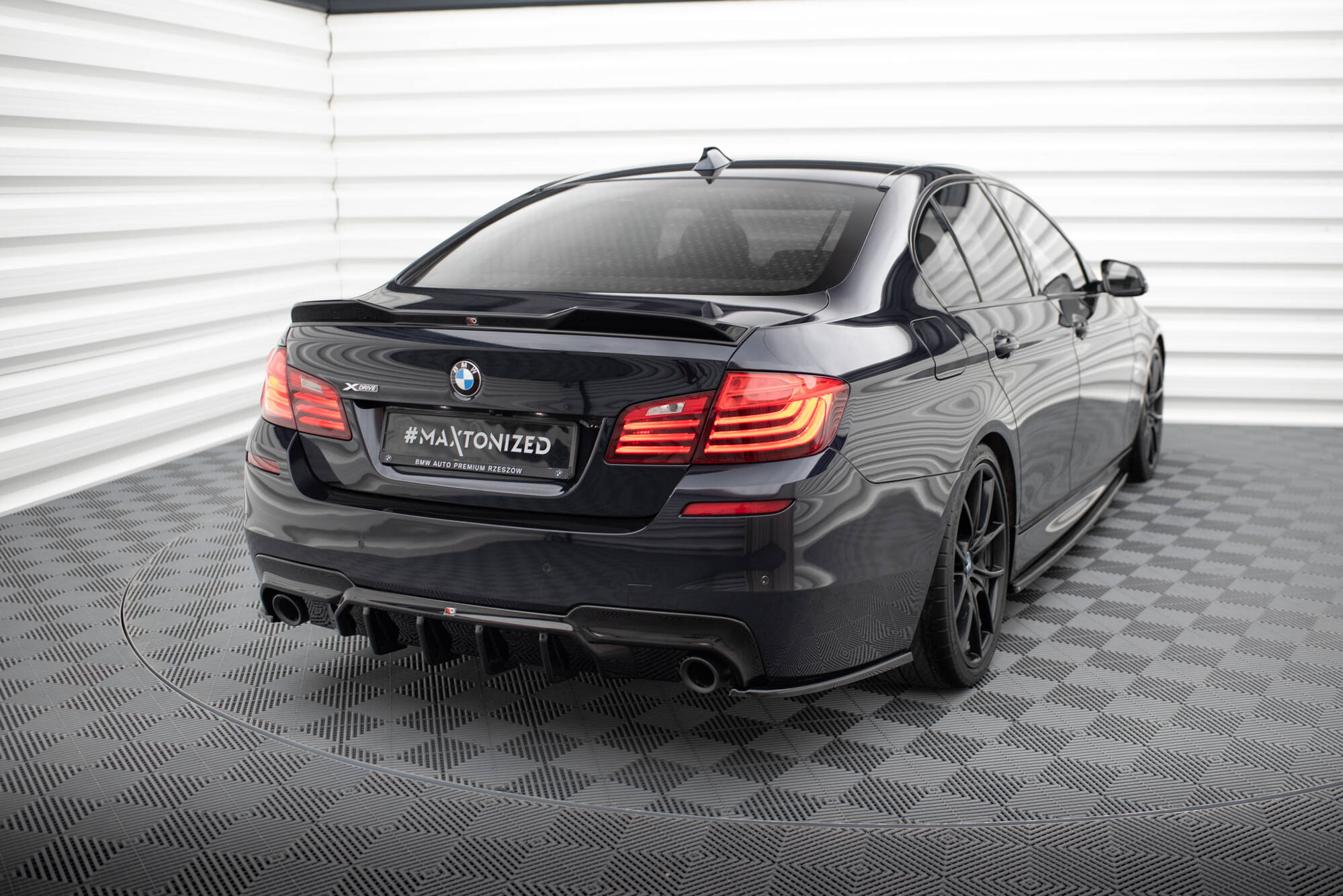 Spoiler CAP 3D BMW 5 M-Pack F10 - 2