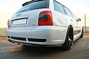 REAR SPLITTER AUDI RS4 B5 (WITH A VERTICAL BAR)