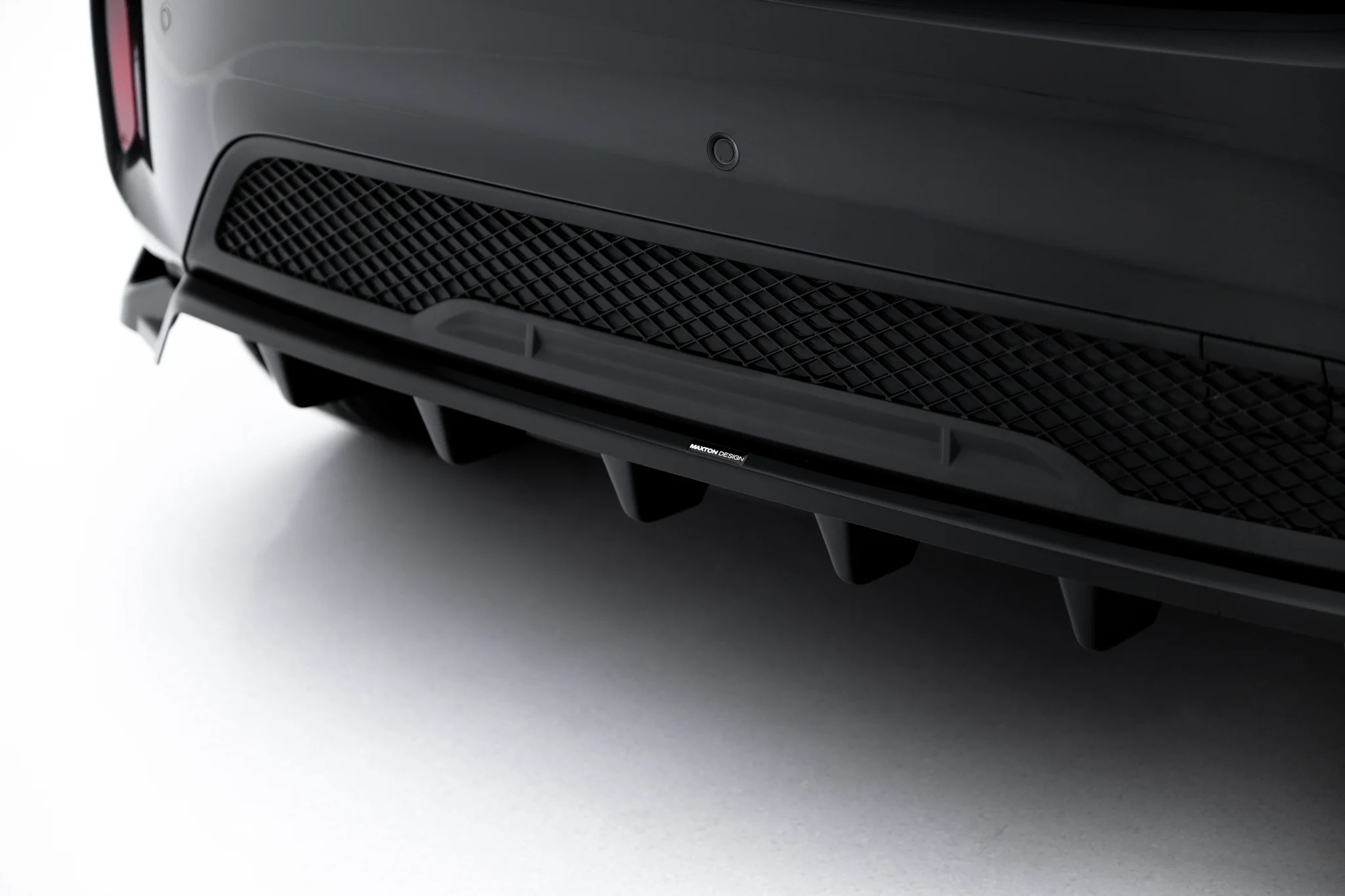REAR SPLITTER (WITH VERTICAL BARS) SUITABLE FOR MG 3 MK1 – MAXTON DESIGN - 4