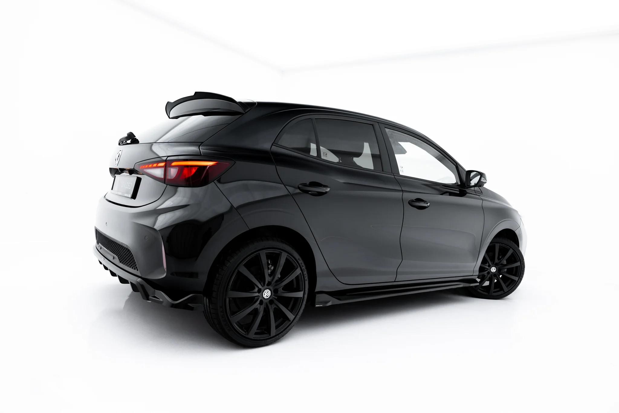 SIDE SKIRTS DIFFUSERS SUITABLE FOR MG 3 MK1 – MAXTON DESIGN - 2