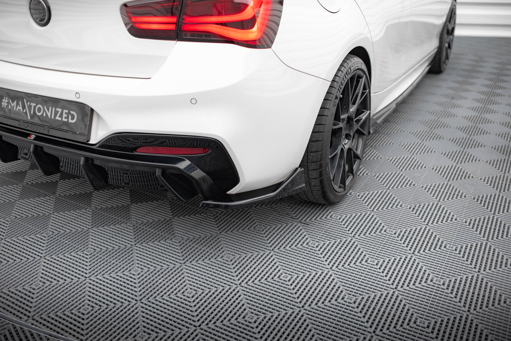 Rear Side Splitters BMW 1 M-Pack / M140i F20 Facelift - 3