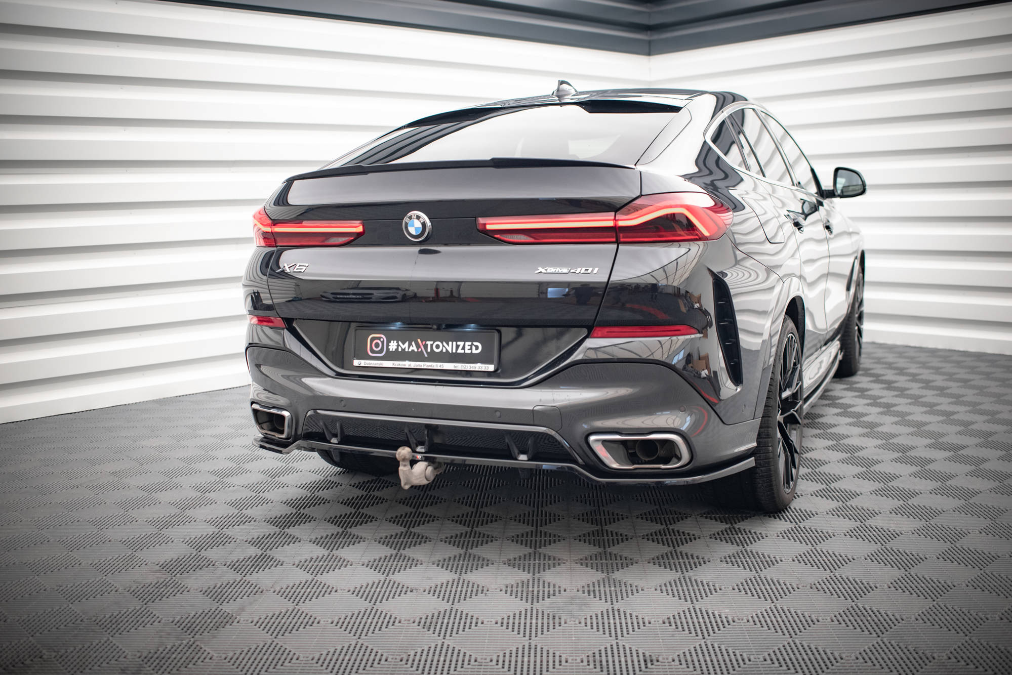 Central Rear Splitter (Vertical Bars) V.3 BMW X6 M-Pack G06 - 5