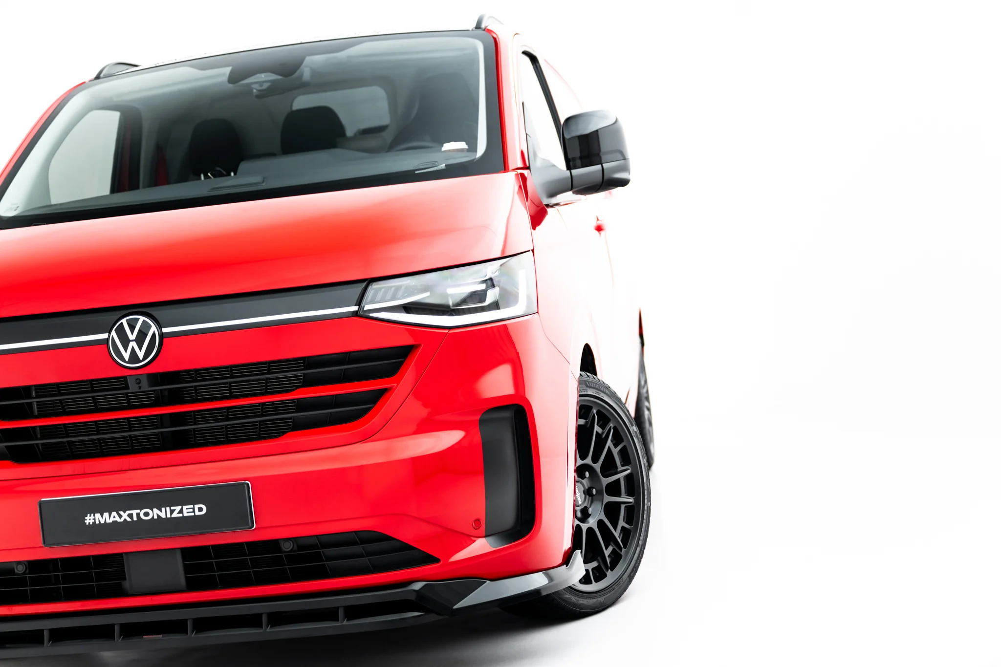 FRONT SPLITTER V.2 SUITABLE FOR VOLKSWAGEN TRANSPORTER T7 – MAXTON DESIGN