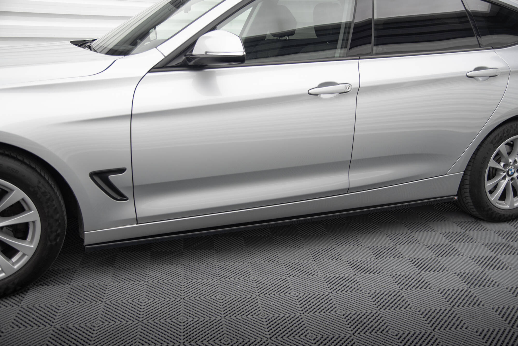 Side Skirts Diffusers BMW 3 GT F34 - 3