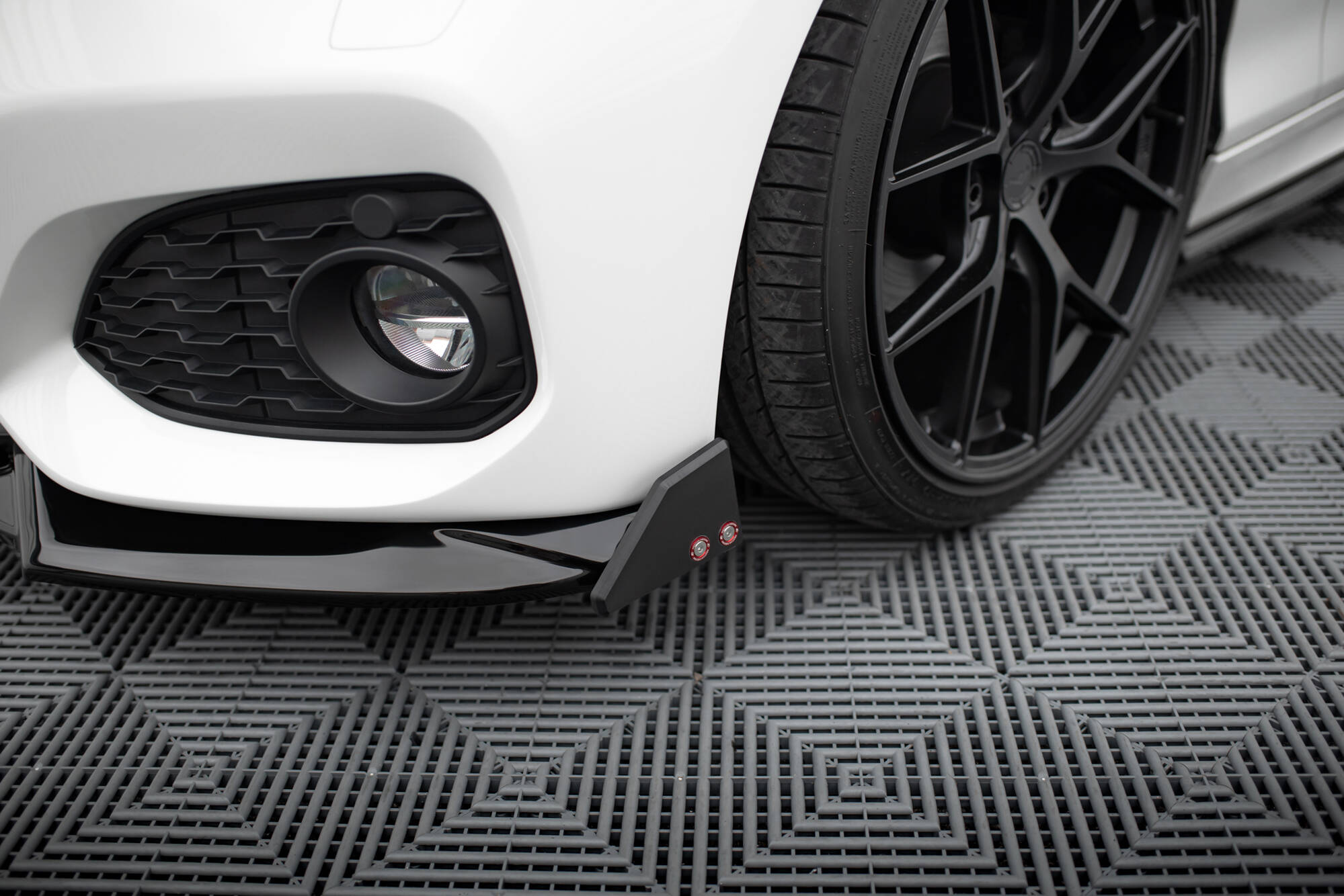 Front Splitter V.5 + Flaps BMW 1 M-Pack / M140i F20 Facelift - 5