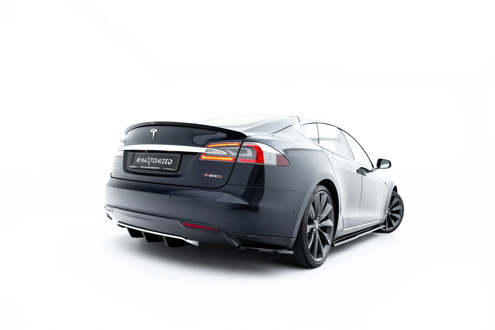 REAR SIDE SPLITTERS V.2 SUITABLE FOR TESLA MODEL S MK1 – MAXTON DESIGN