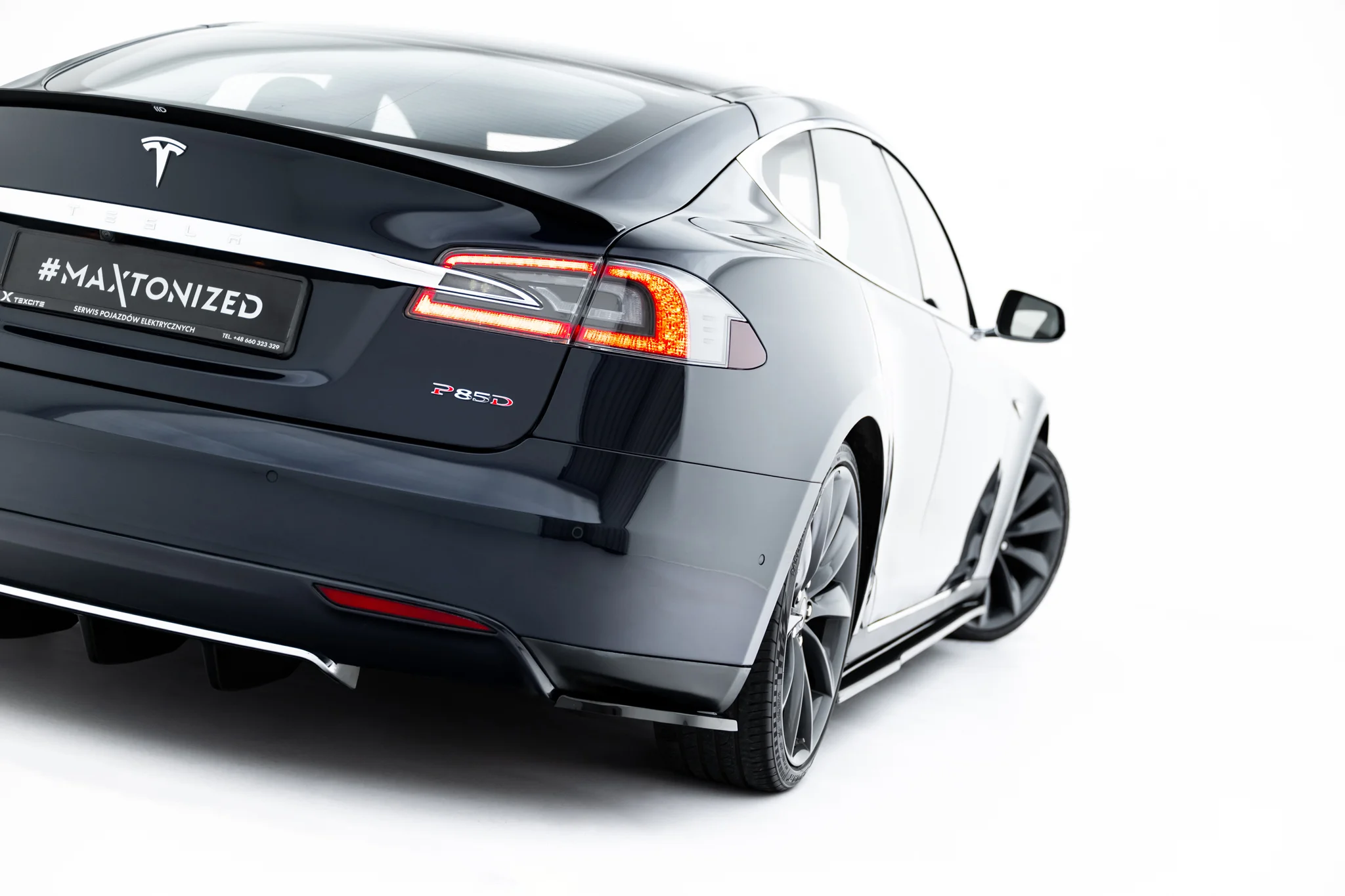REAR SIDE SPLITTERS V.2 SUITABLE FOR TESLA MODEL S MK1 – MAXTON DESIGN - 3