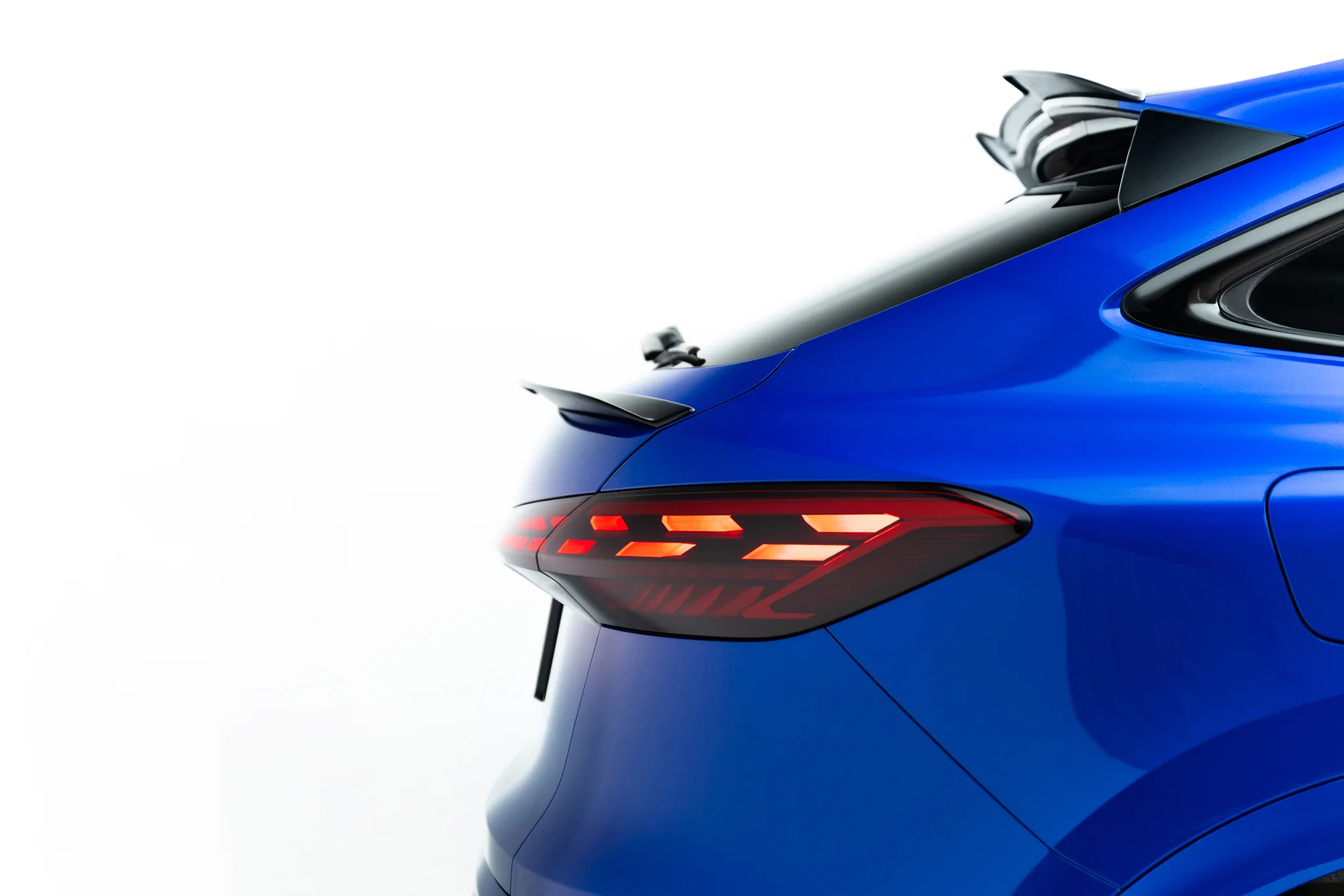BOTTOM SPOILER CAP SUITABLE FOR AUDI Q5 S-LINE SPORTBACK MK3 – MAXTON DESIGN - 5