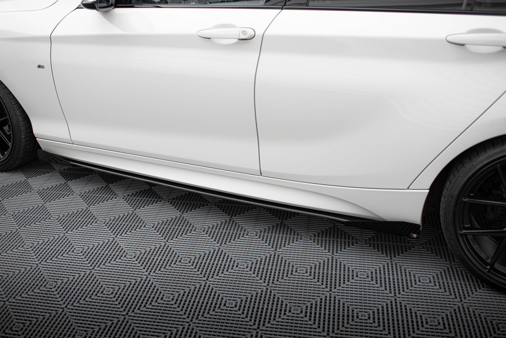 Side Flaps BMW 1 F20 M135i / M140i / M-Pack - 4