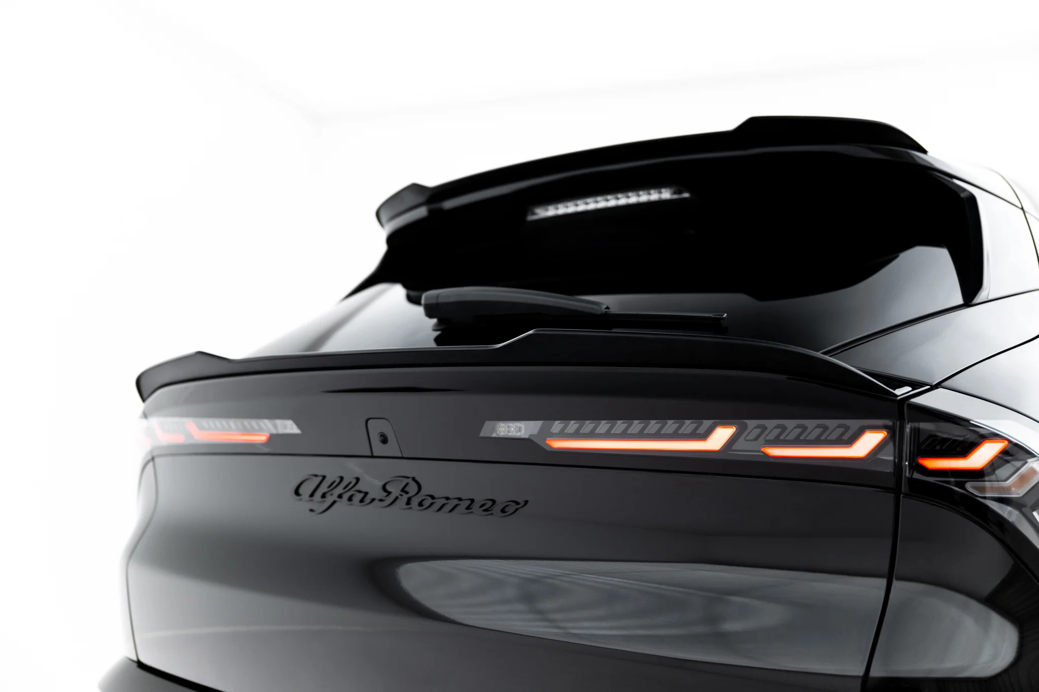 BOTTOM SPOILER CAP SUITABLE FOR ALFA ROMEO JUNIOR MK1 – MAXTON DESIGN