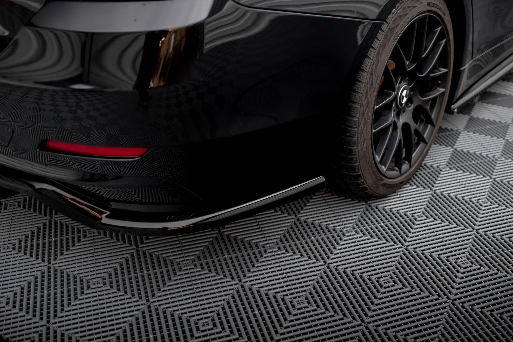 Central Rear Splitter (Vertical Bars) BMW 4 Gran Coupe F36 - 5