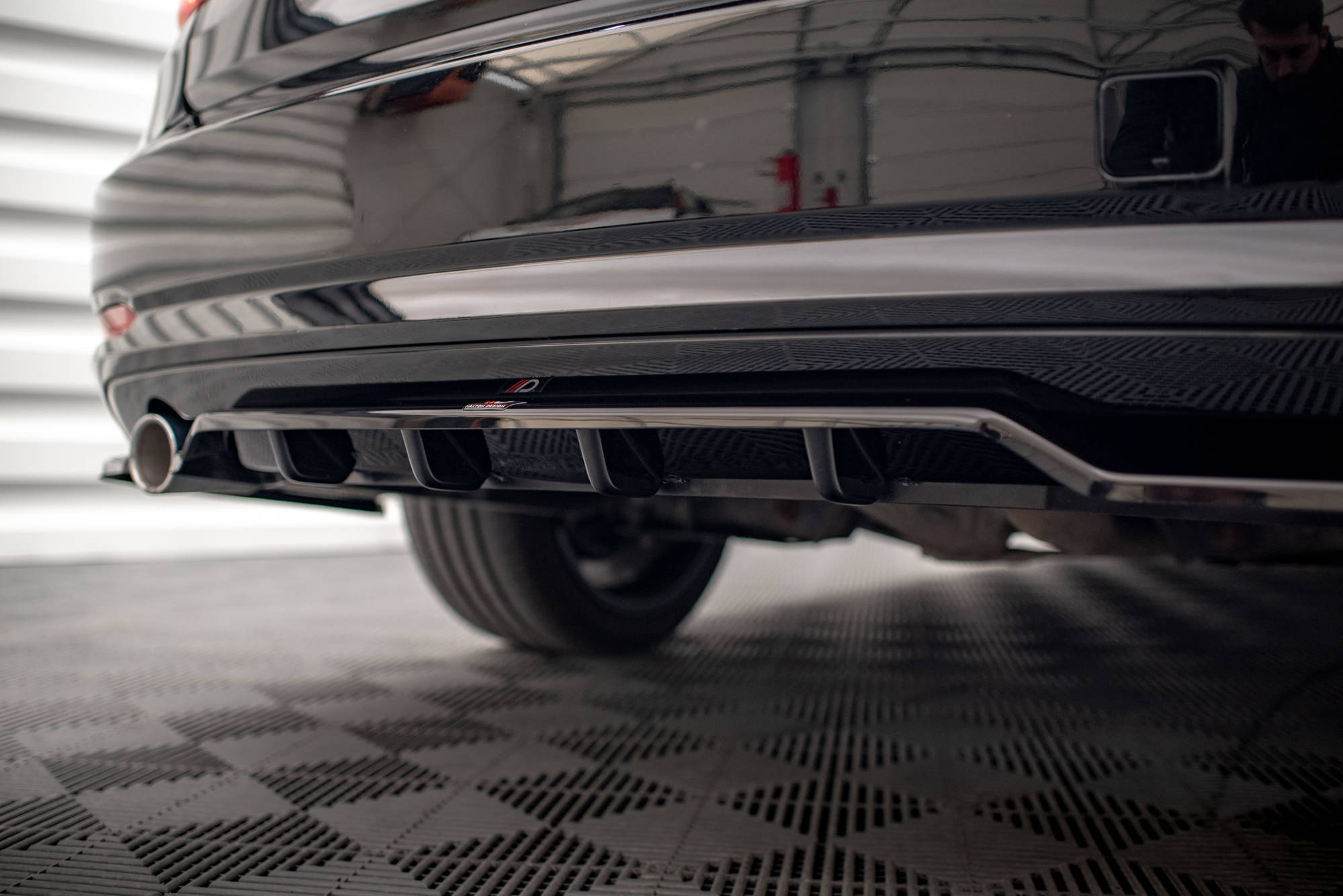 Central Rear Splitter (Vertical Bars) BMW 3 GT F34 - 6