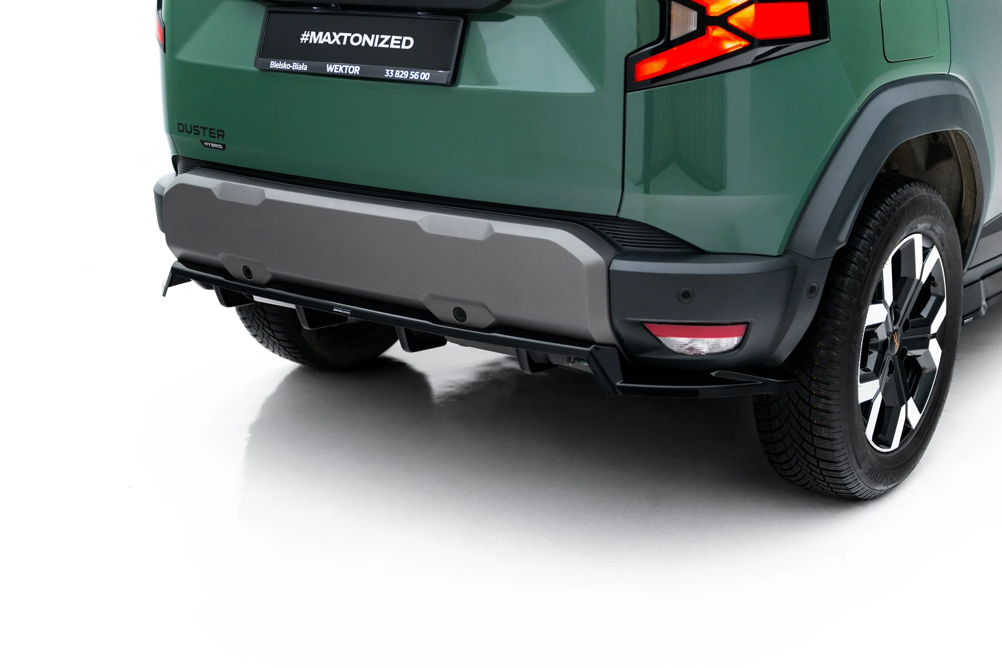 REAR SPLITTER (WITH VERTICAL BARS) SUITABLE FOR DACIA DUSTER MK3 – MAXTON DESIGN - 3