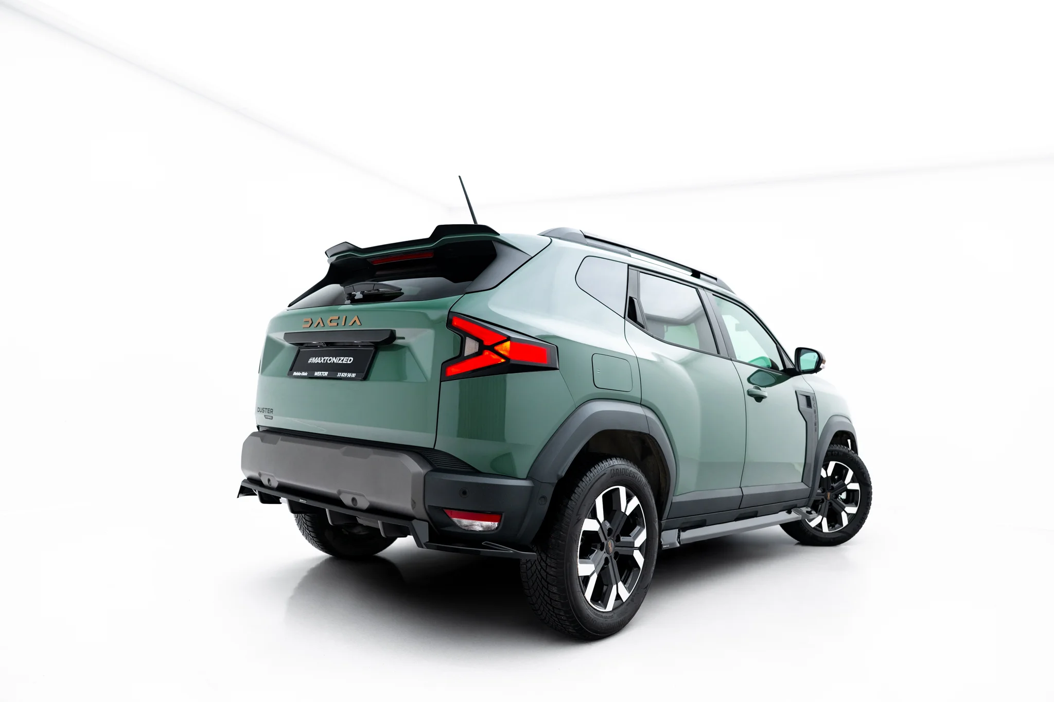 REAR SPLITTER (WITH VERTICAL BARS) SUITABLE FOR DACIA DUSTER MK3 – MAXTON DESIGN - 2
