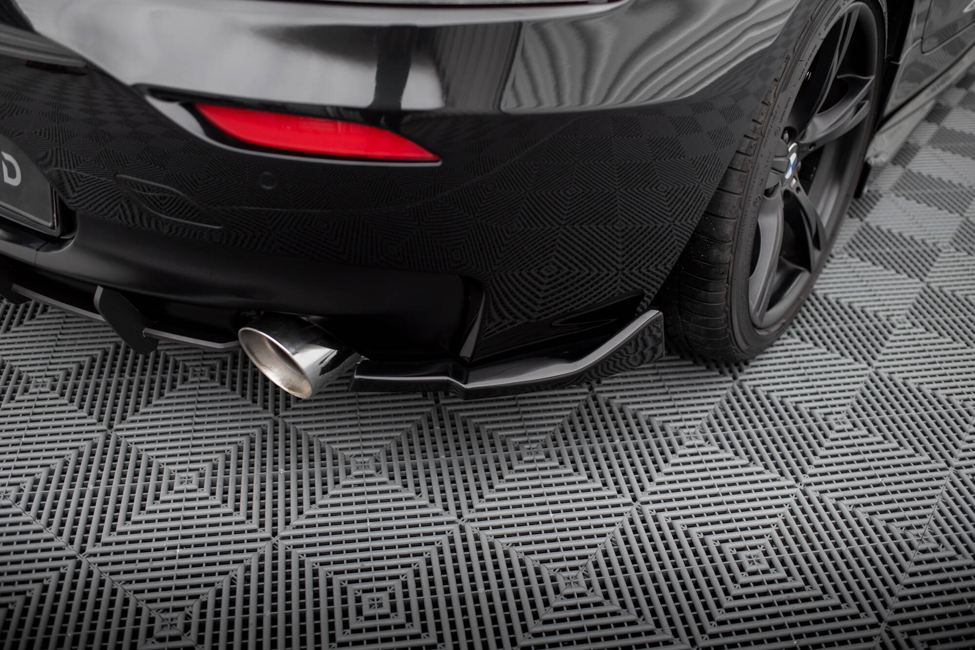 Rear Side Splitters BMW Z4 M-Pack E89 Facelift - 3