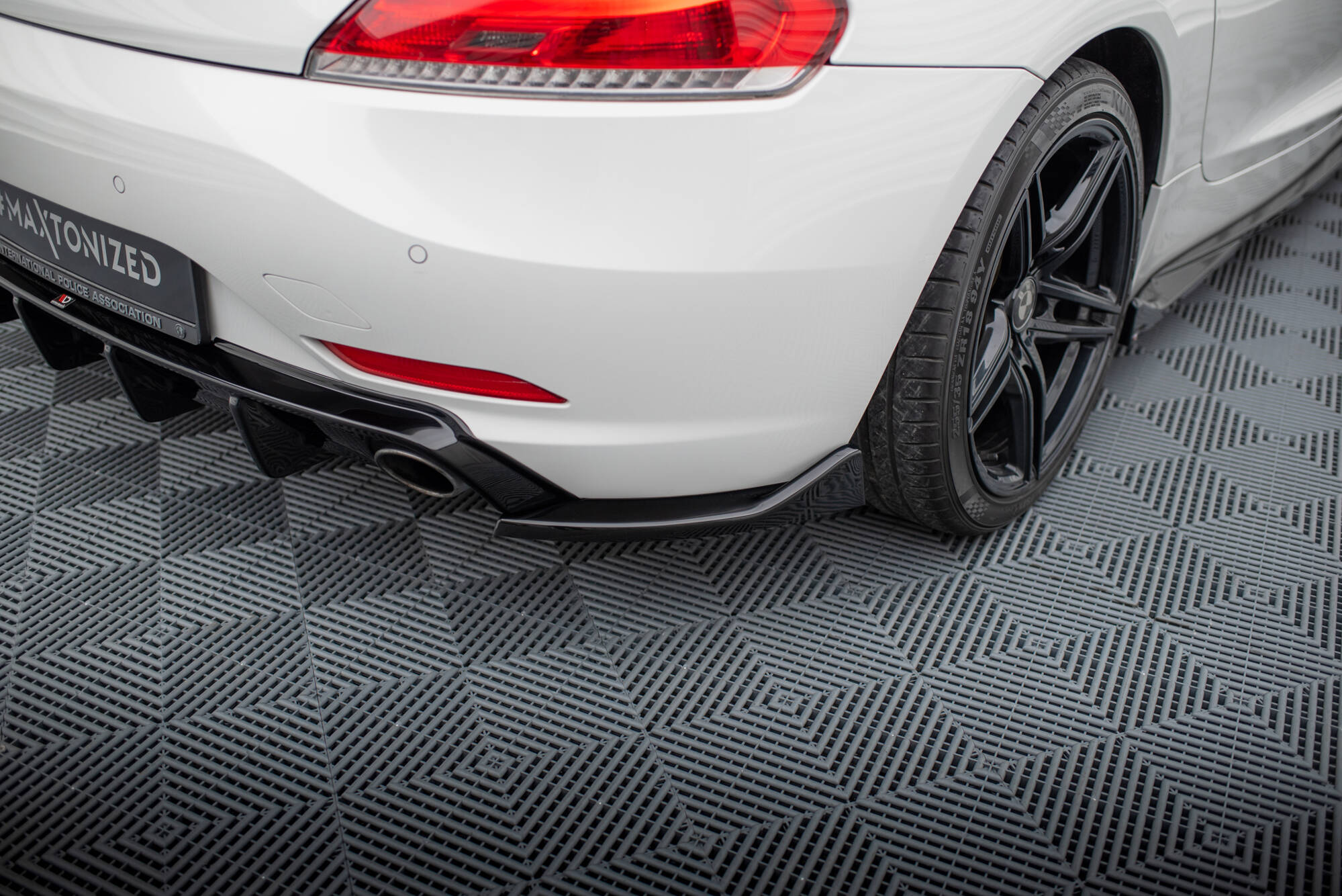 Rear Side Splitters BMW Z4 E89 - 3