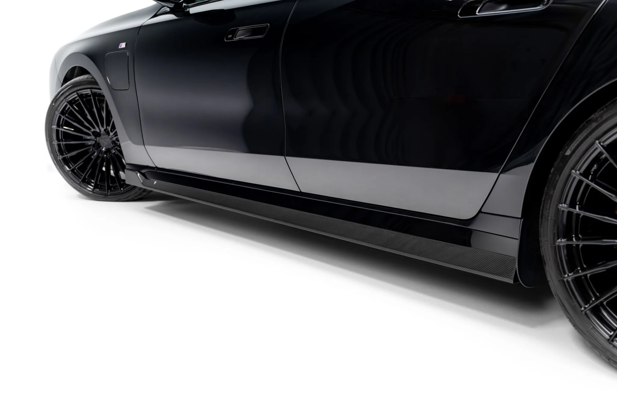 PREPREG CARBON FIBER SIDE SKIRTS SUITABLE FOR BMW 7 M-PACK / M760E / I7 M-PACK G70 – MAXTON DESIGN - 7
