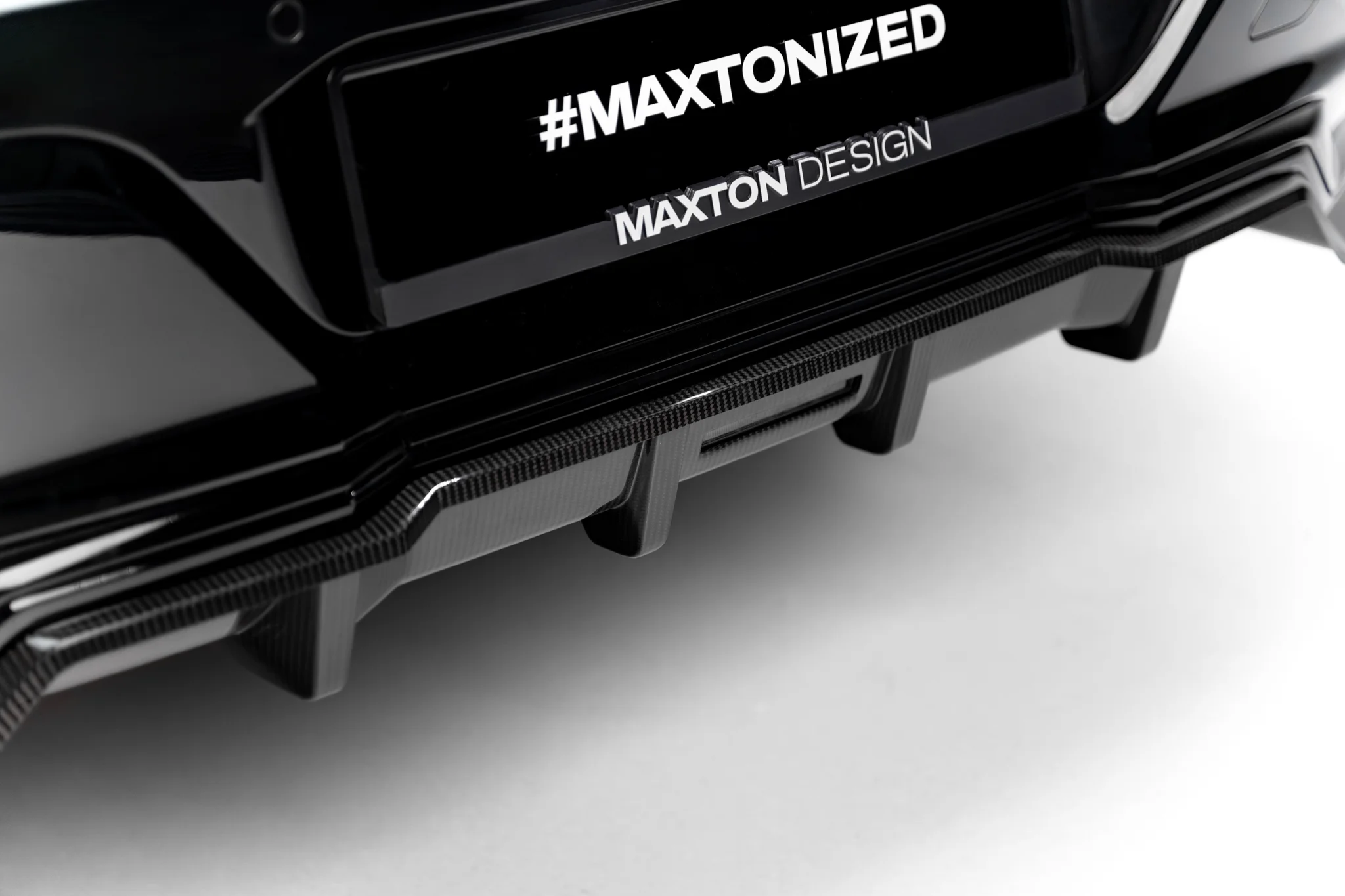 PREPREG CARBON FIBER REAR SPLITTER (WITH VERTICAL BARS) SUITABLE FOR BMW 7 M-PACK / I7 M-PACK G70 – MAXTON DESIGN - 9