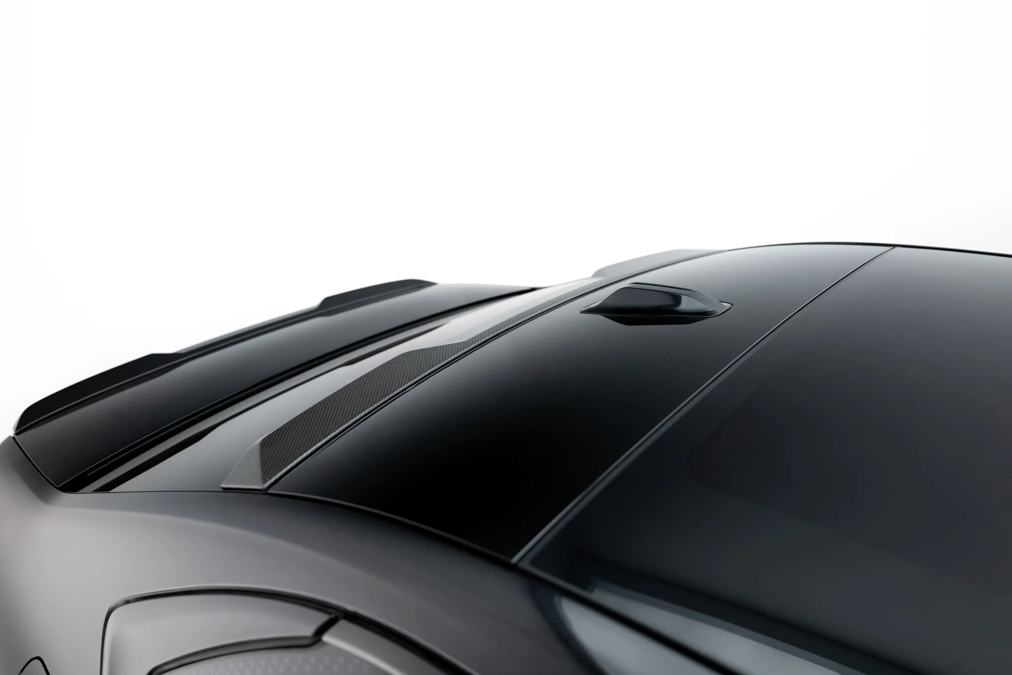 PREPREG CARBON FIBER REAR WINDOW SPOILER (UPPER) SUITABLE FOR BMW 7 M-PACK / M760E / I7 M-PACK G70 – MAXTON DESIGN