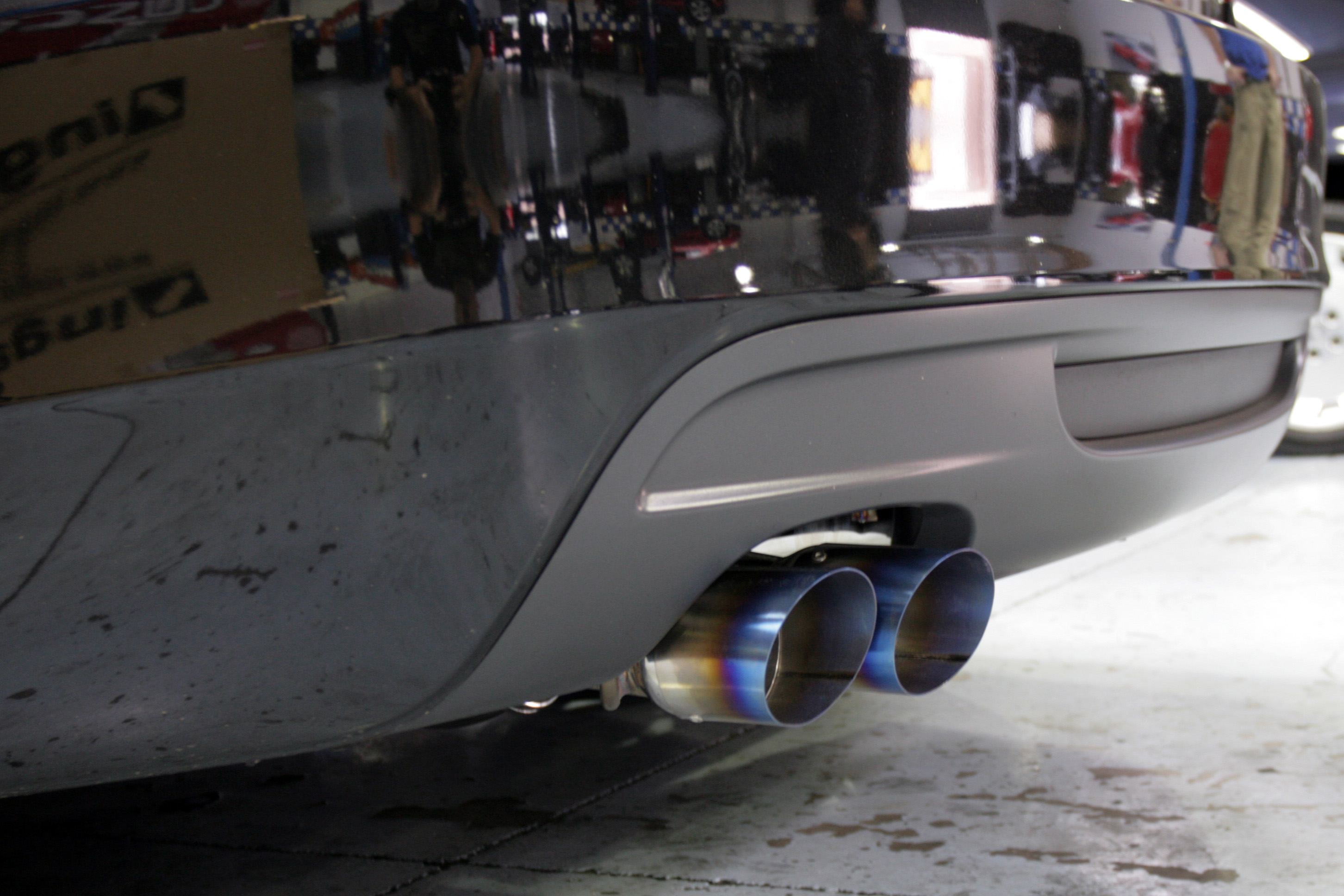 AGENCY POWER REAR AXLE BACK EXHAUST WITH TITANIUM TIPS BMW 135I 07-13 - 2