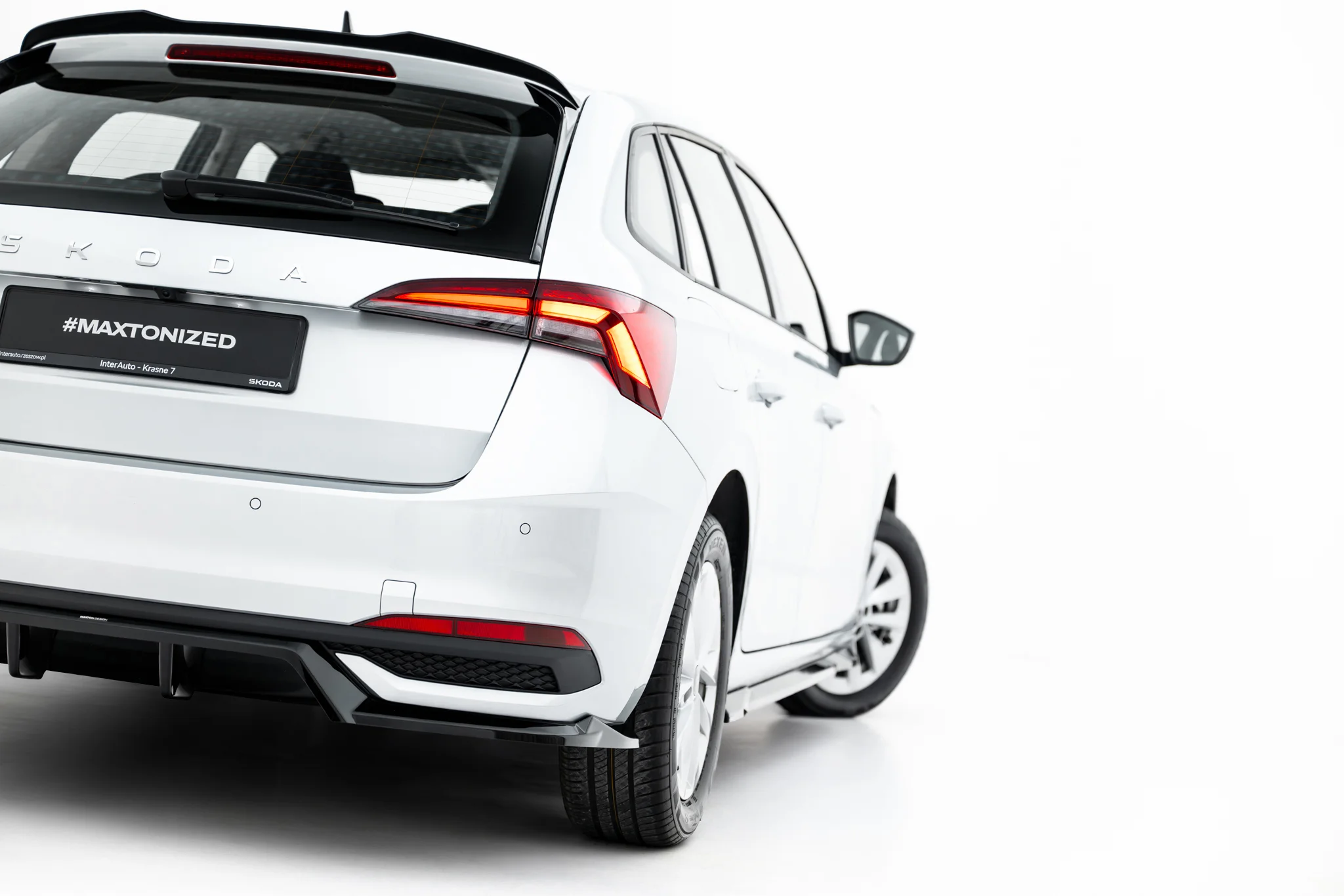 REAR SPLITTER (WITH VERTICAL BARS) SUITABLE FOR SKODA SCALA MK1 FACELIFT – MAXTON DESIGN - 5