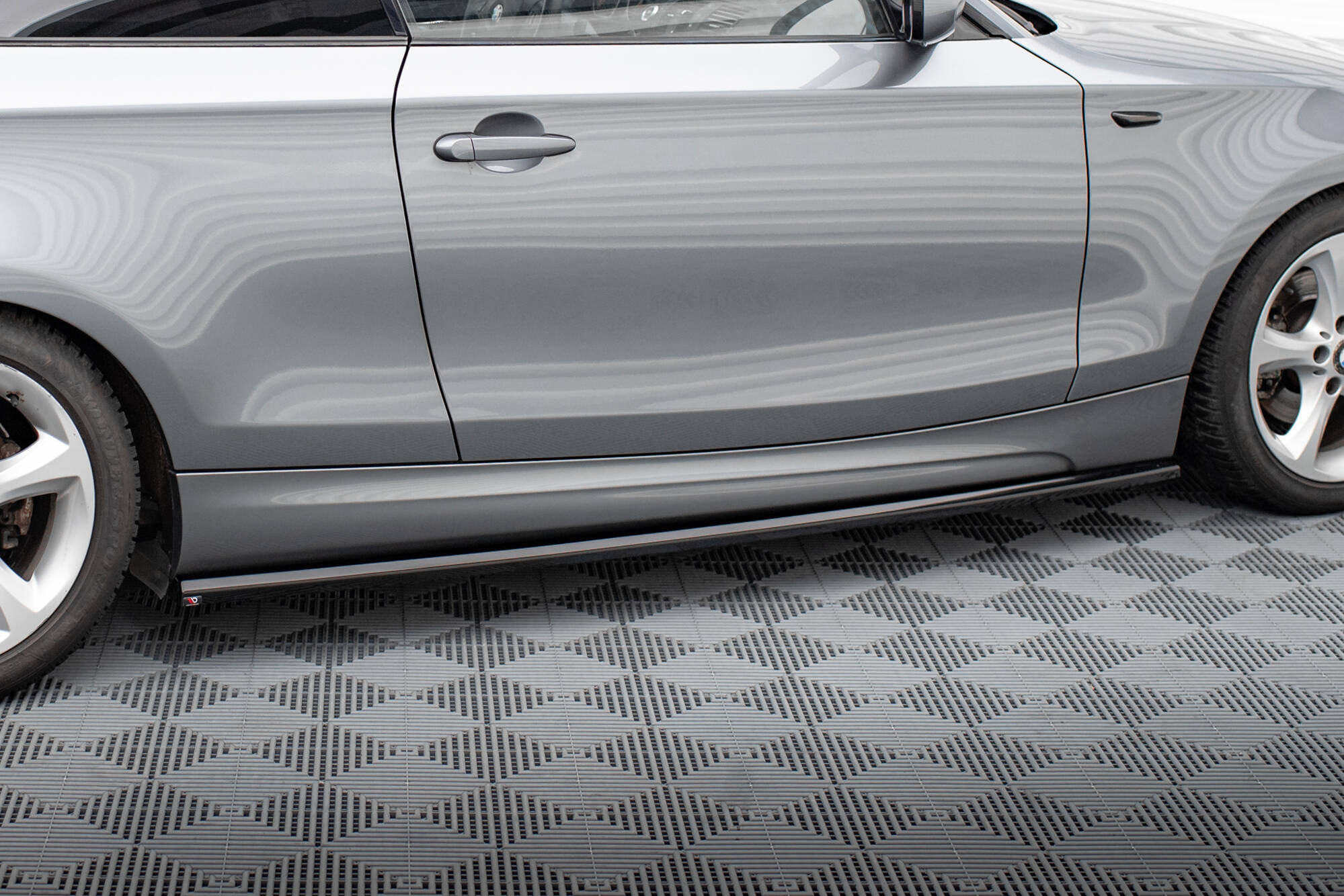 Side Skirts Diffusers BMW 1 M-Pack E82 - 3