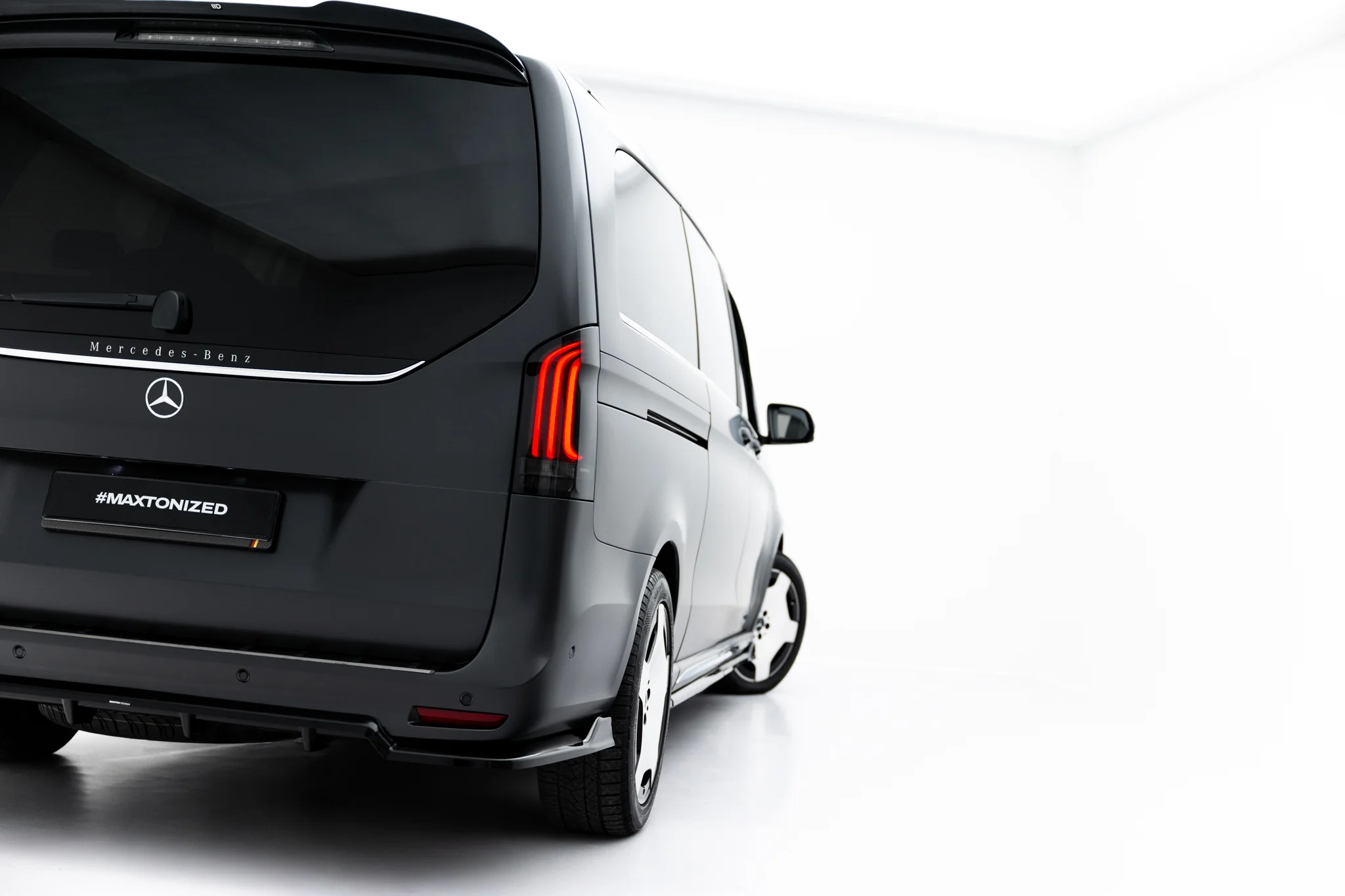 REAR SPLITTER (WITH VERTICAL BARS) SUITABLE FOR MERCEDES-BENZ V AMG-LINE W447 FACELIFT 2 – MAXTON DESIGN - 5