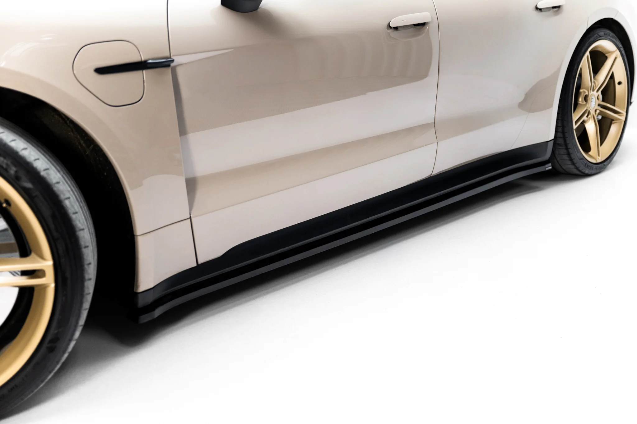SIDE SKIRTS DIFFUSERS SUITABLE FOR PORSCHE TAYCAN / TAYCAN 4 / TAYCAN 4S / TAYCAN GTS MK1 – MAXTON DESIGN - 4