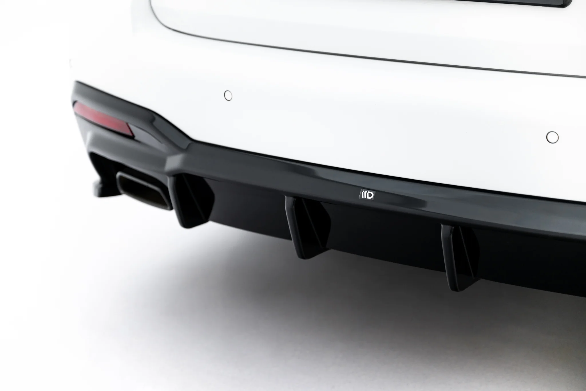 REAR VALANCE SUITABLE FOR BMW 5 M-PACK SEDAN / TOURING G30 / G31 / G30 FACELIFT / G31 FACELIFT – MAXTON DESIGN - 5