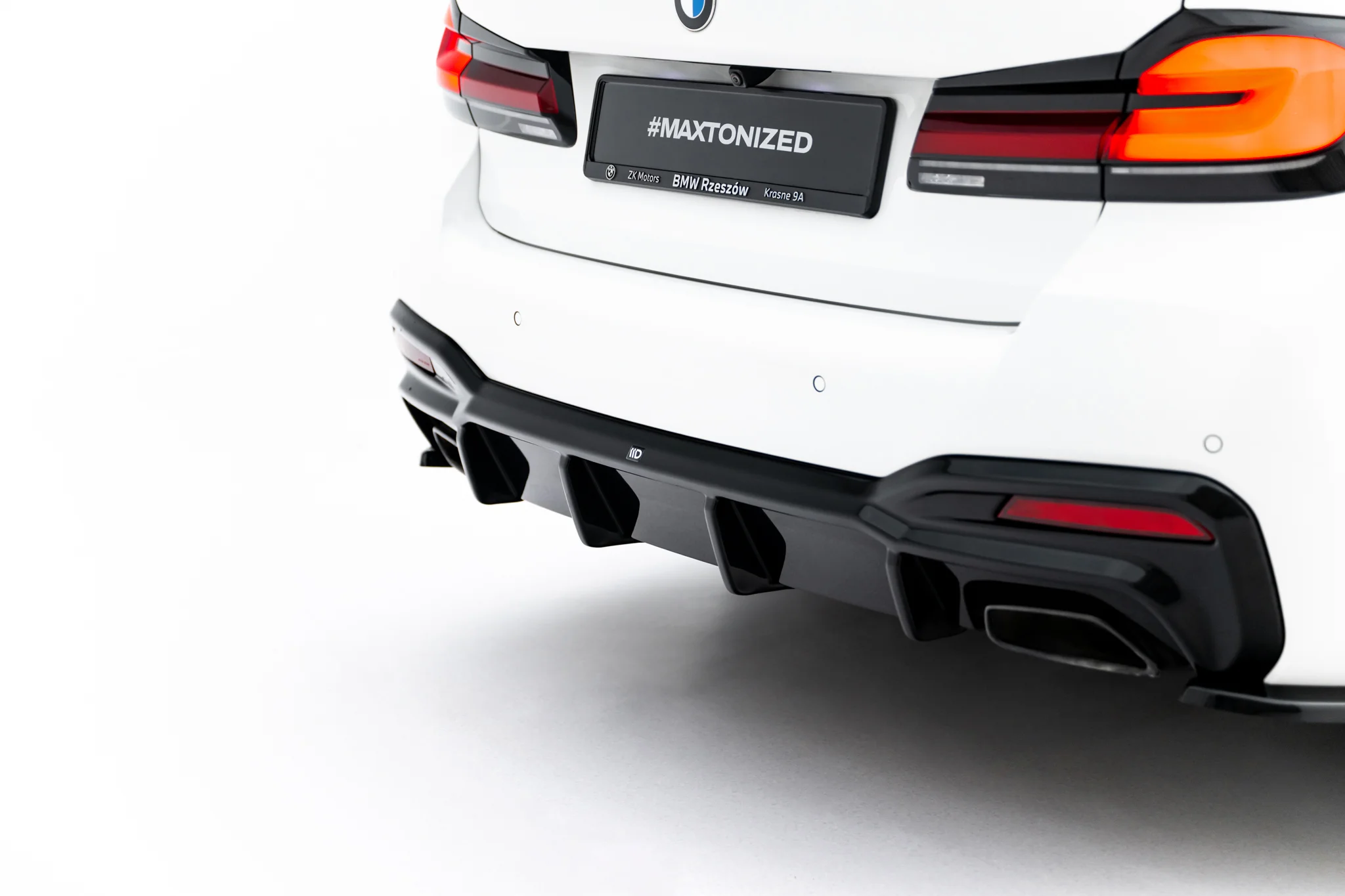 REAR VALANCE SUITABLE FOR BMW 5 M-PACK SEDAN / TOURING G30 / G31 / G30 FACELIFT / G31 FACELIFT – MAXTON DESIGN - 6