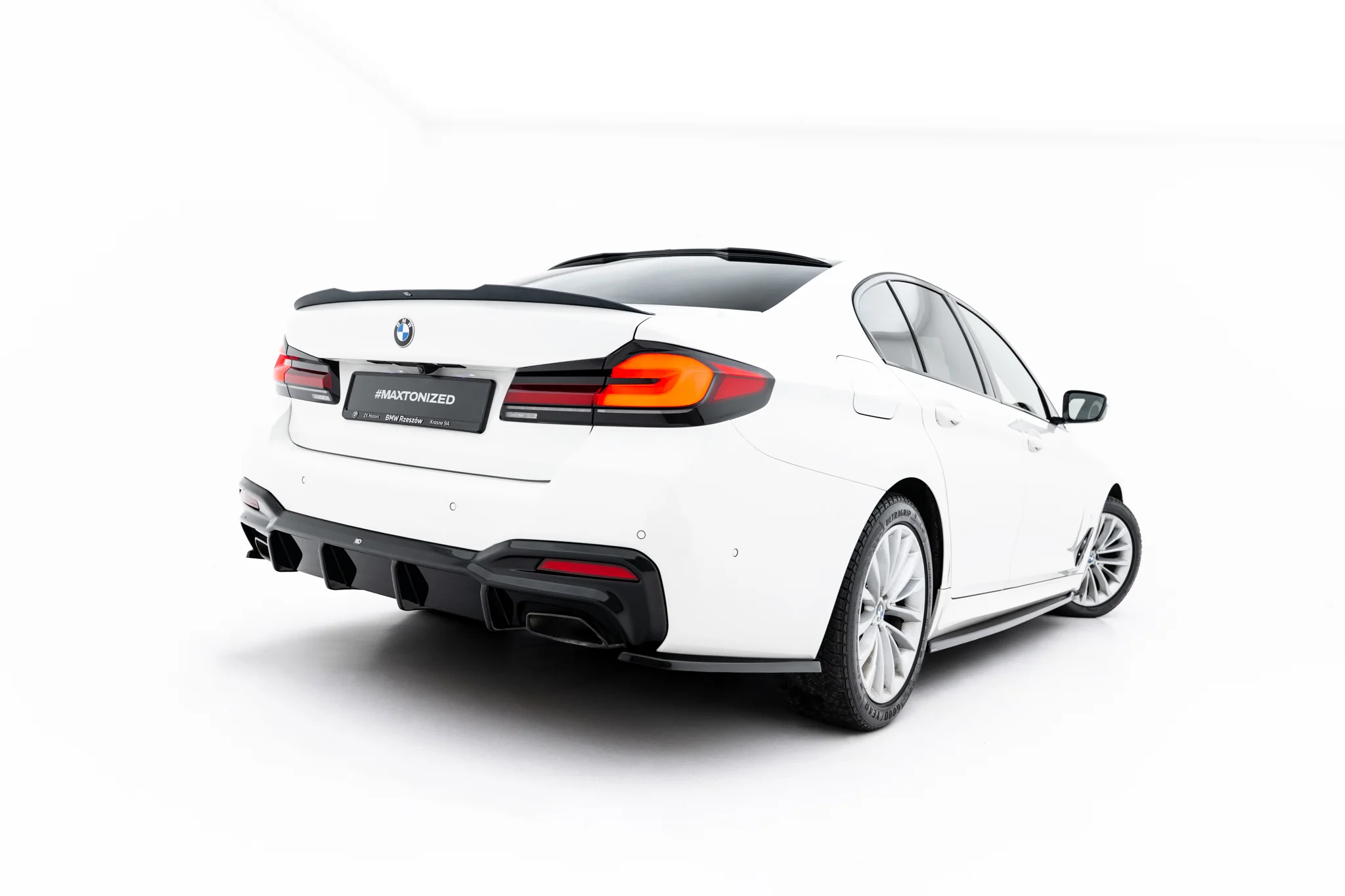 REAR VALANCE SUITABLE FOR BMW 5 M-PACK SEDAN / TOURING G30 / G31 / G30 FACELIFT / G31 FACELIFT – MAXTON DESIGN - 3