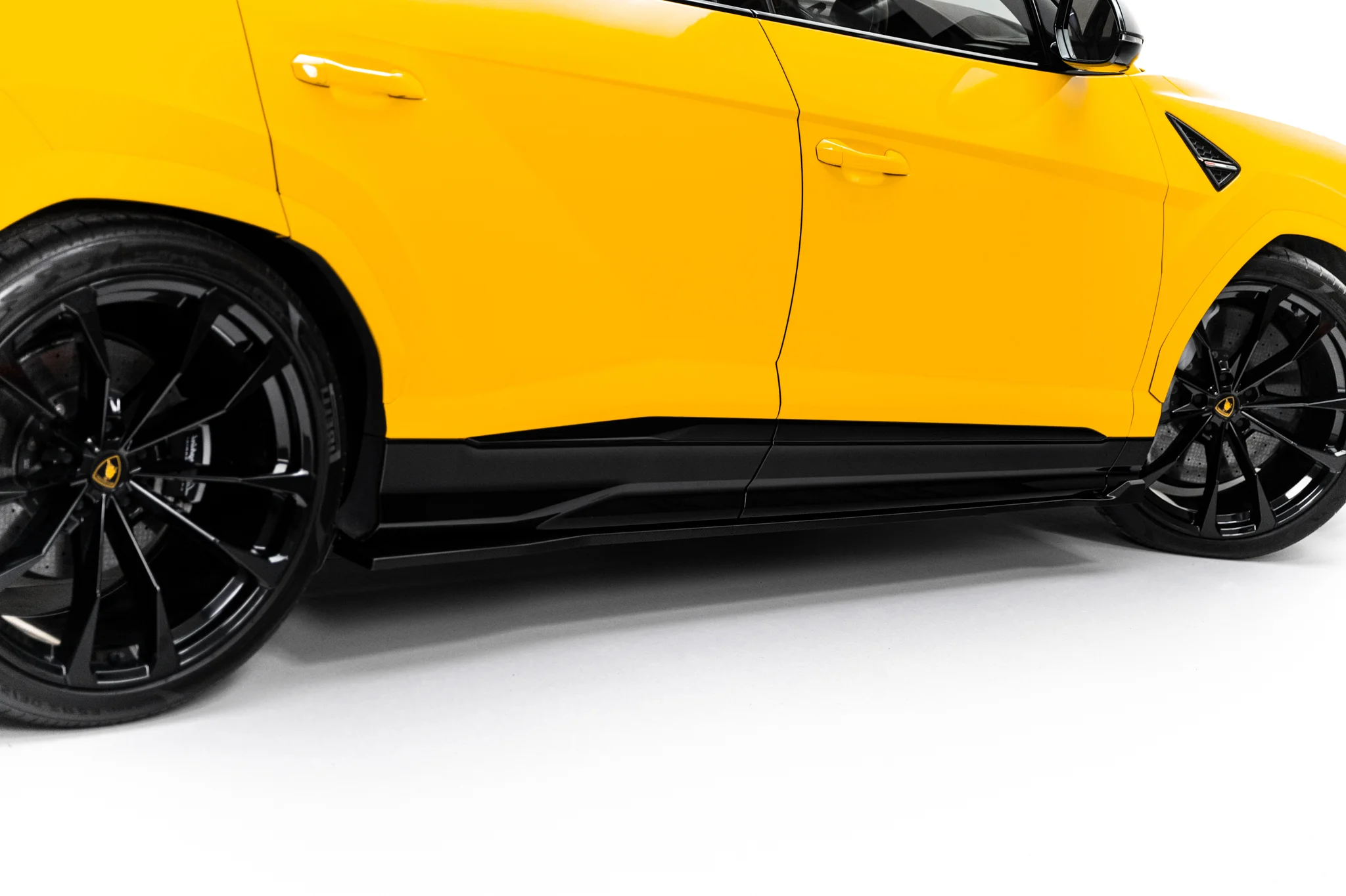 PREPREG CARBON FIBER SIDE SKIRTS SUITABLE FOR LAMBORGHINI URUS MK 1 – MAXTON DESIGN - 9