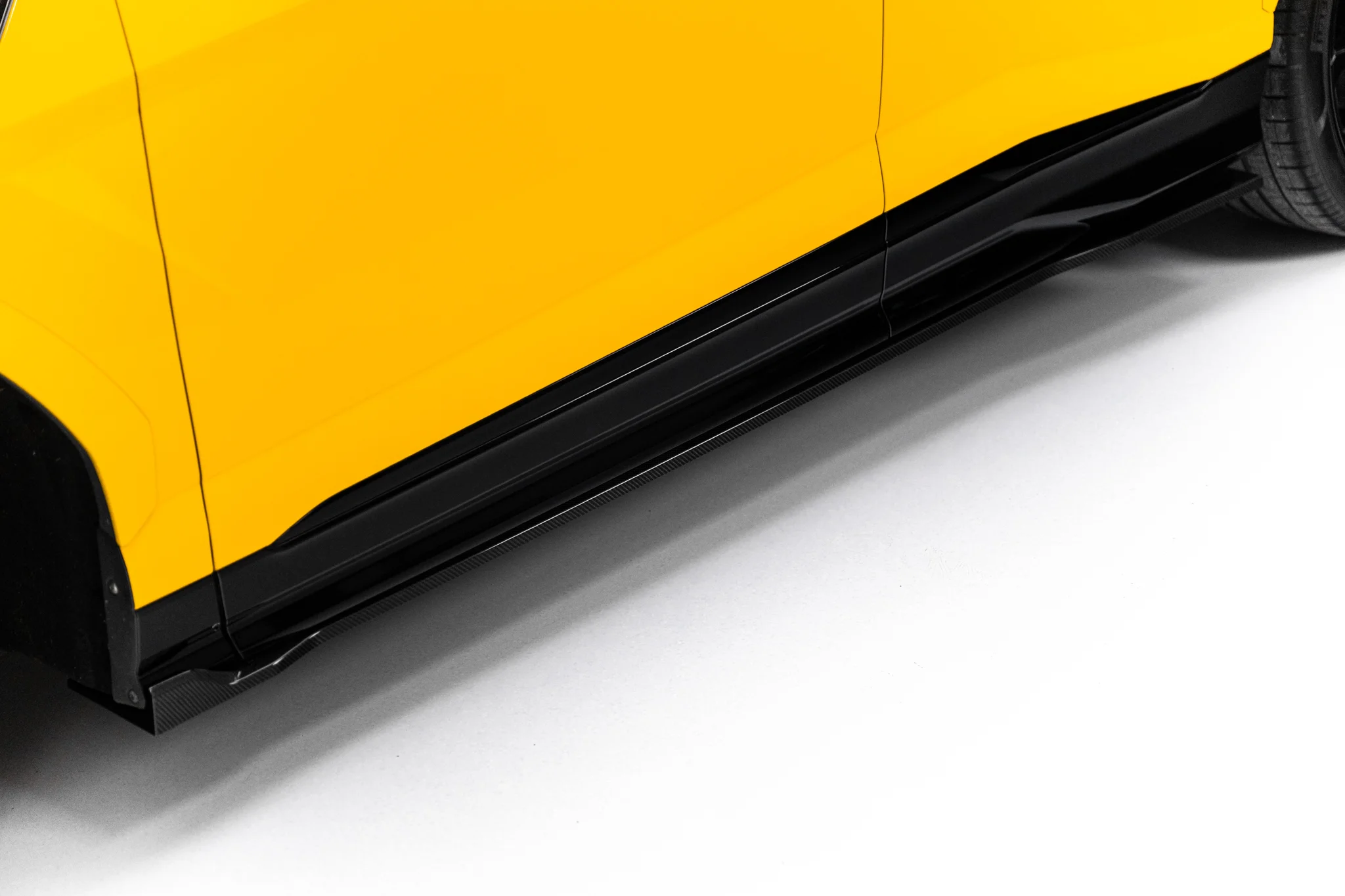 PREPREG CARBON FIBER SIDE SKIRTS SUITABLE FOR LAMBORGHINI URUS MK 1 – MAXTON DESIGN - 4