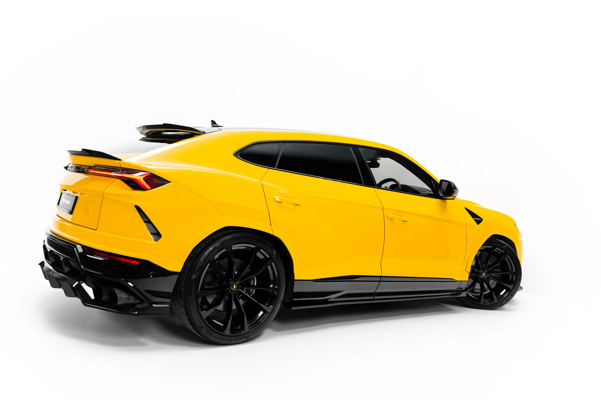 PREPREG CARBON FIBER SIDE SKIRTS SUITABLE FOR LAMBORGHINI URUS MK 1 – MAXTON DESIGN - 5