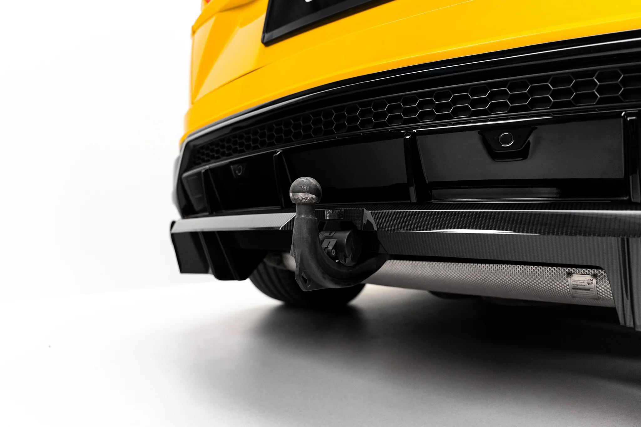 PREPREG CARBON FIBER REAR SPLITTER (WITH VERTICAL BARS) SUITABLE FOR LAMBORGHINI URUS MK 1 – MAXTON DESIGN - 4