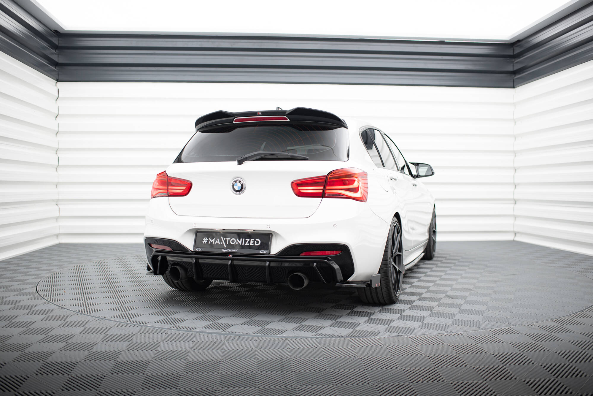 Rear Side Splitters V.5 + Flaps BMW 1 M-Pack / M140i F20 Facelift - 2