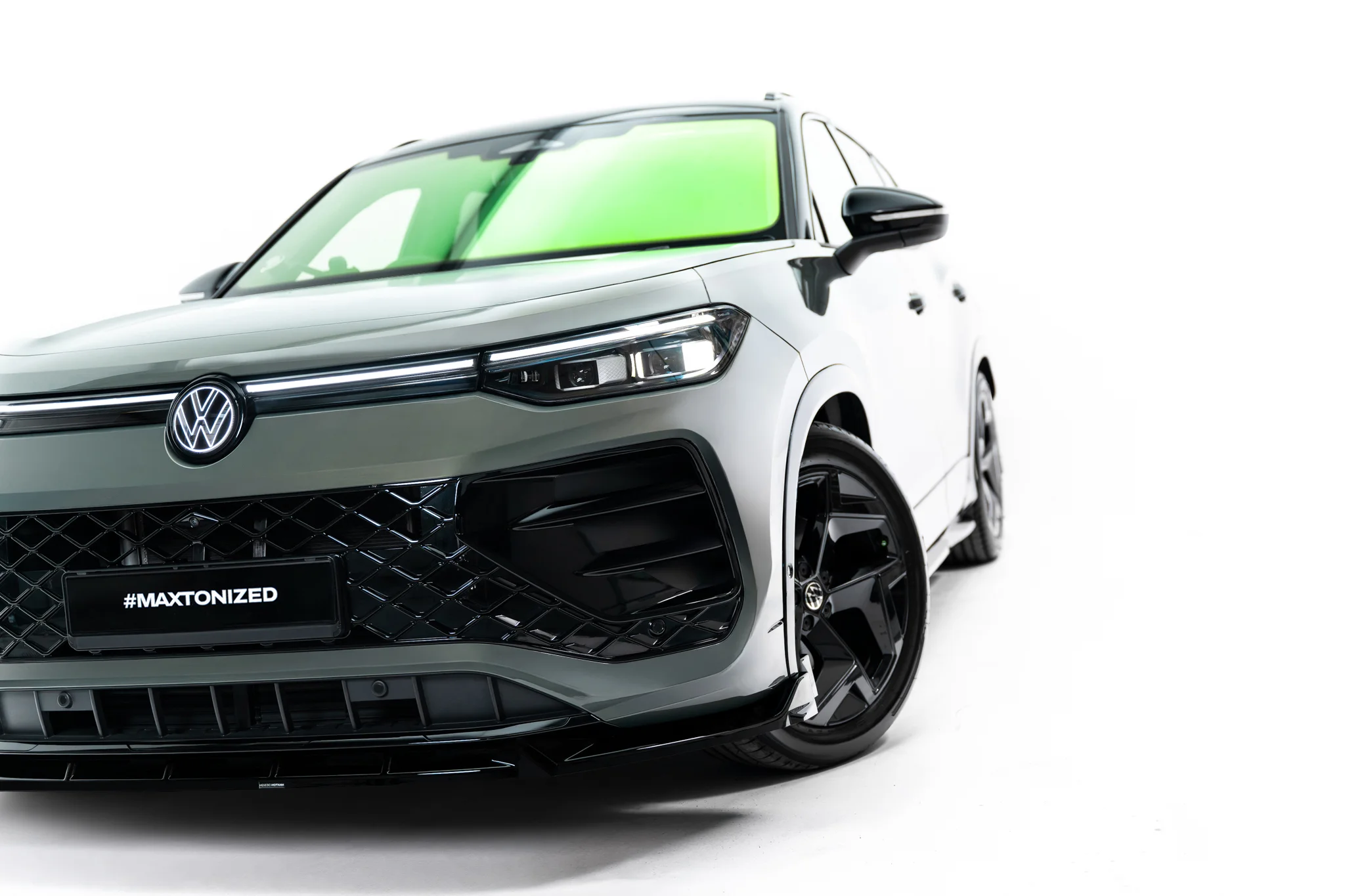 FRONT SPLITTER V.2 SUITABLE FOR VOLKSWAGEN TAYRON R-LINE MK1 – MAXTON DESIGN - 3