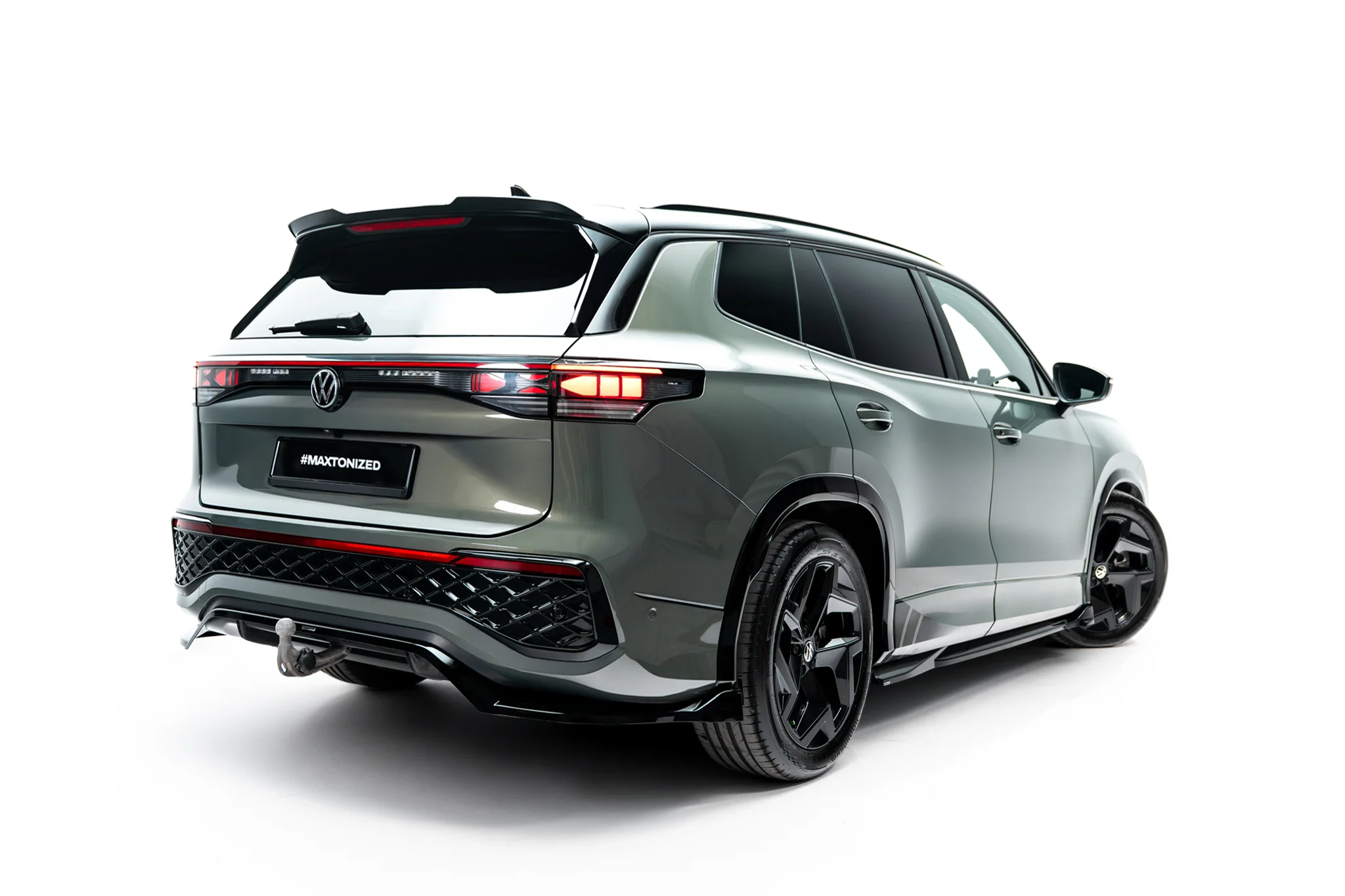 REAR SPLITTER (WITH VERTICAL BARS) SUITABLE FOR VOLKSWAGEN TAYRON R-LINE MK1 – MAXTON DESIGN - 5