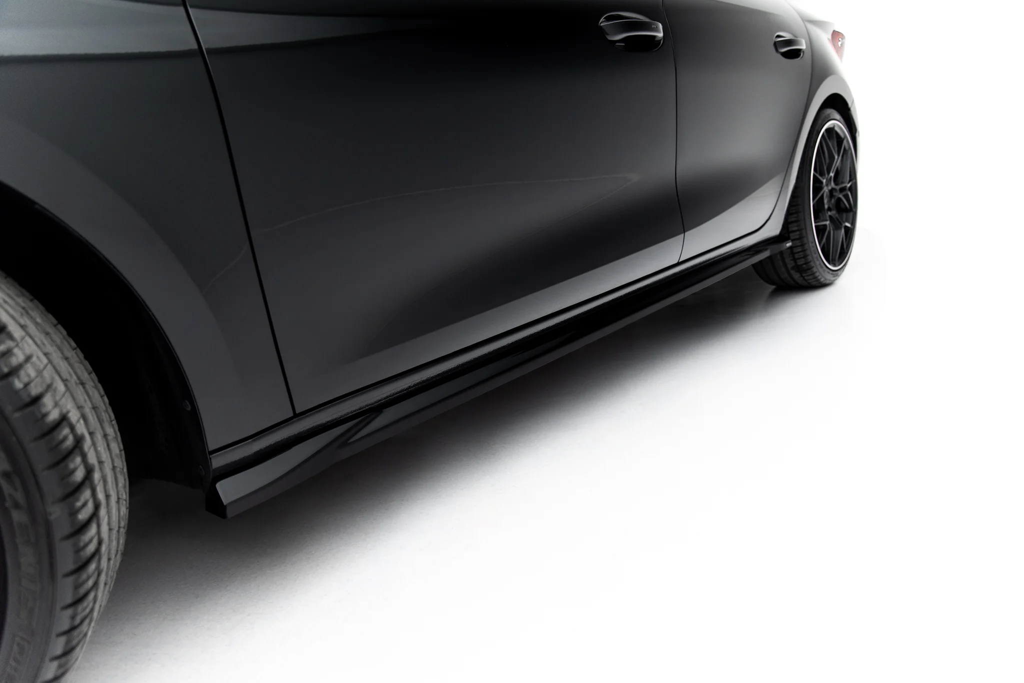 SIDE SKIRTS DIFFUSERS V.2 SUITABLE FOR CUPRA LEON ST / HATCHBACK MK1 FACELIFT – MAXTON DESIGN - 2