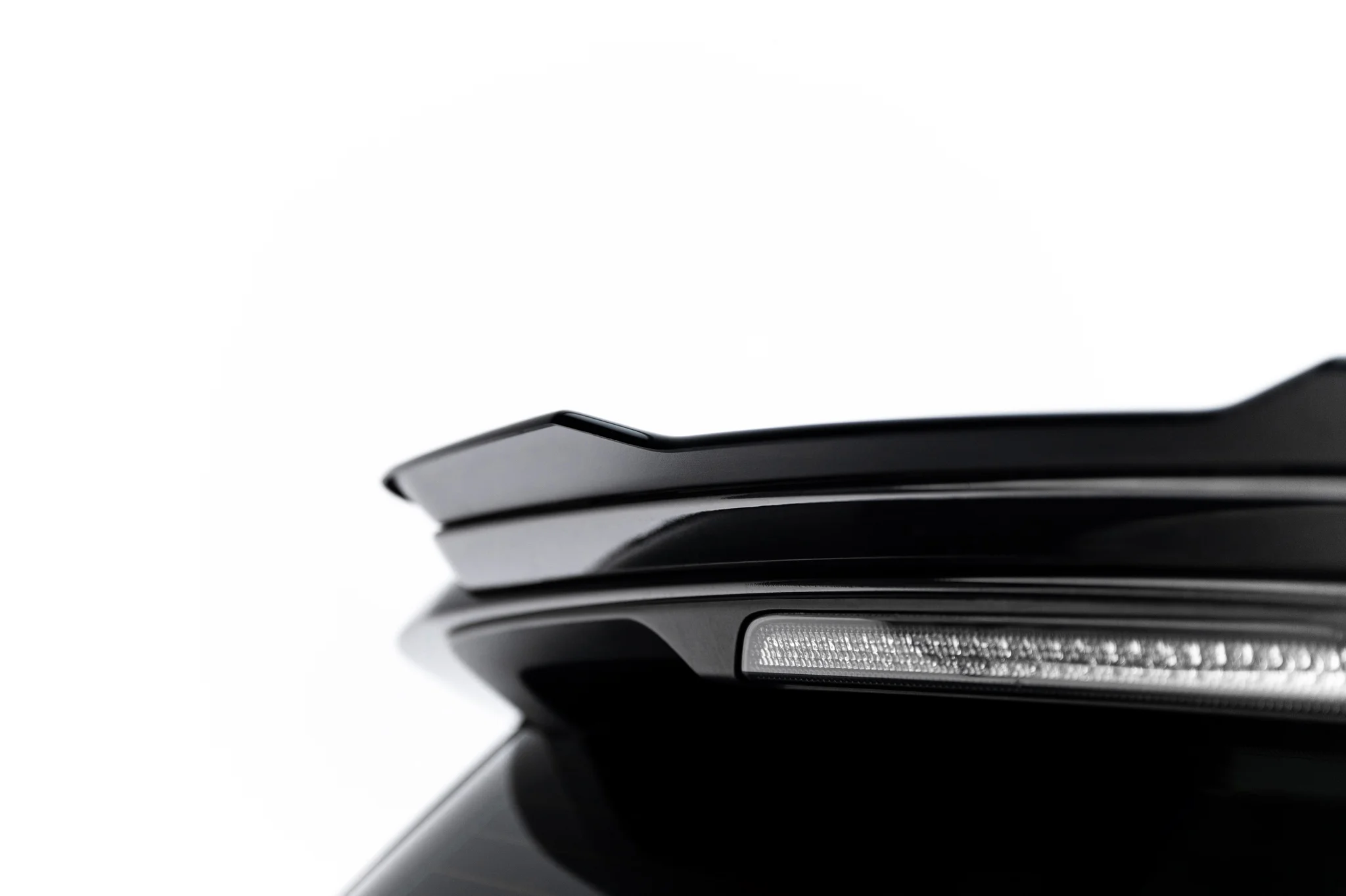 SPOILER CAP SUITABLE FOR LAND ROVER RANGE ROVER EVOQUE MK1 – MAXTON DESIGN - 4