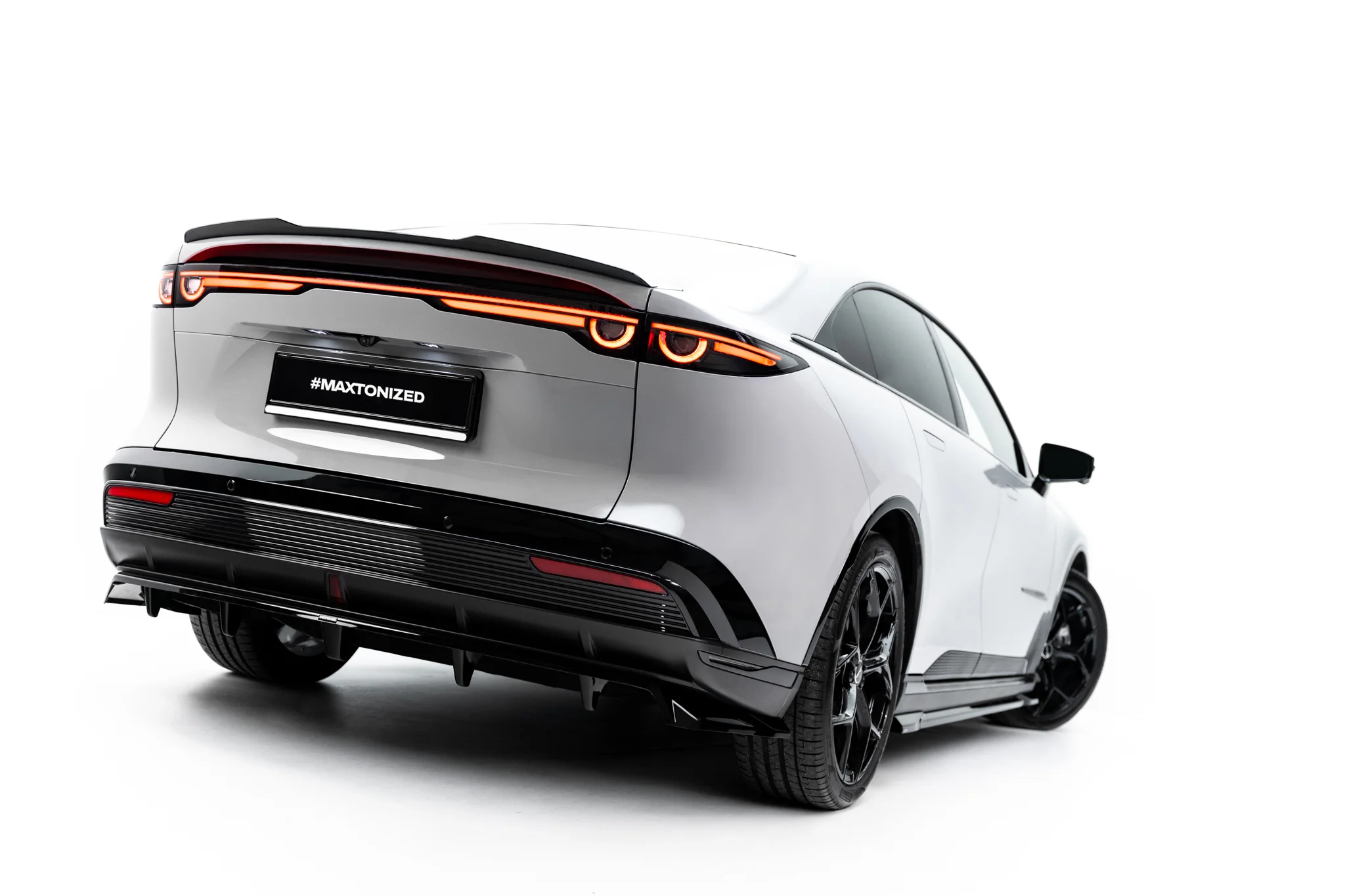 REAR SPLITTER (WITH VERTICAL BARS) SUITABLE FOR MAZDA 6E MK1 – MAXTON DESIGN - 8