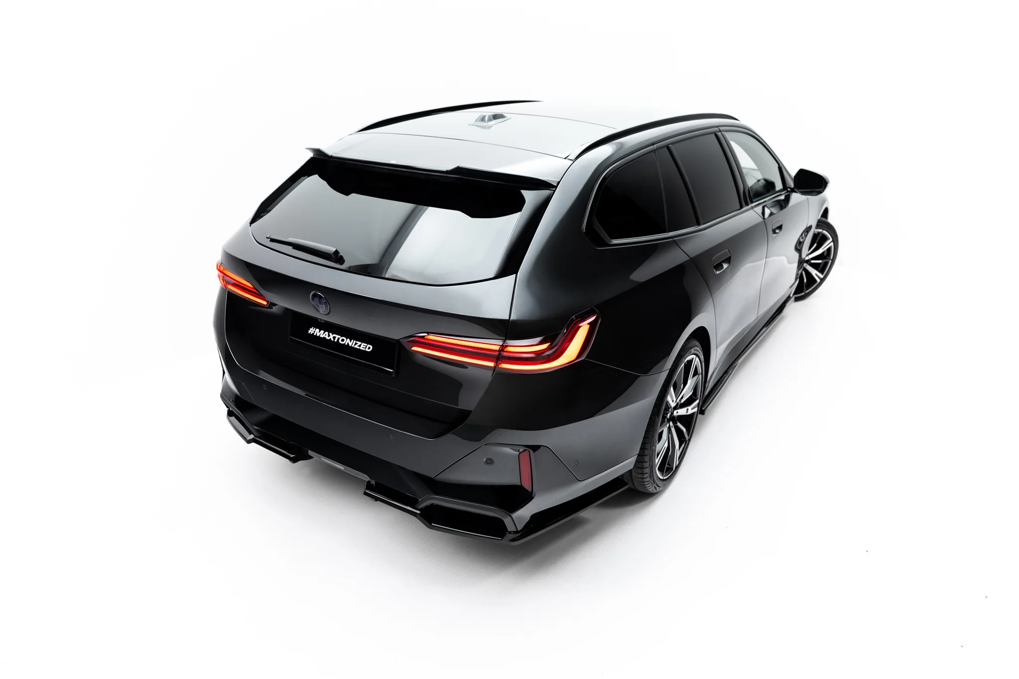 SPOILER CAP SUITABLE FOR BMW 5 M-PACK TOURING G61 – MAXTON DESIGN - 3