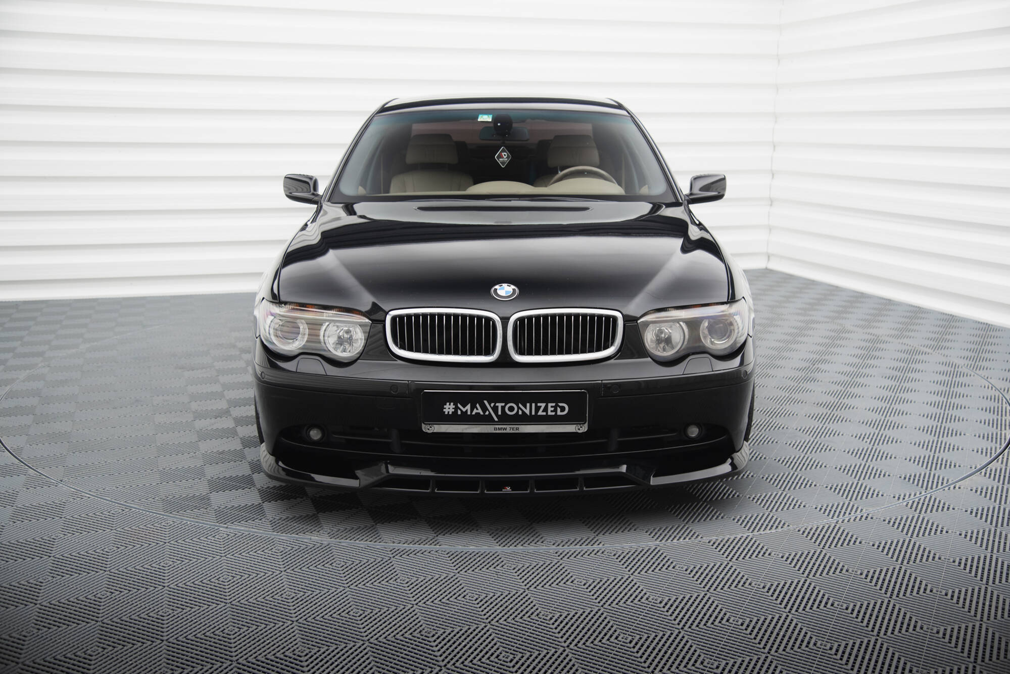 Front Splitter BMW 7 E65 - 2