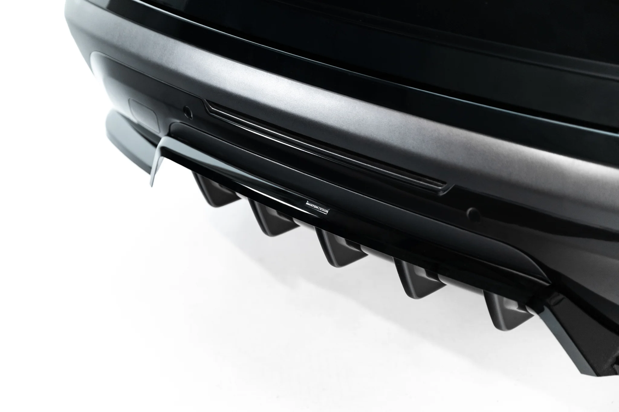 REAR SPLITTER (WITH VERTICAL BARS) SUITABLE FOR JAECOO 7 HYBRID MK1 – MAXTON DESIGN - 6